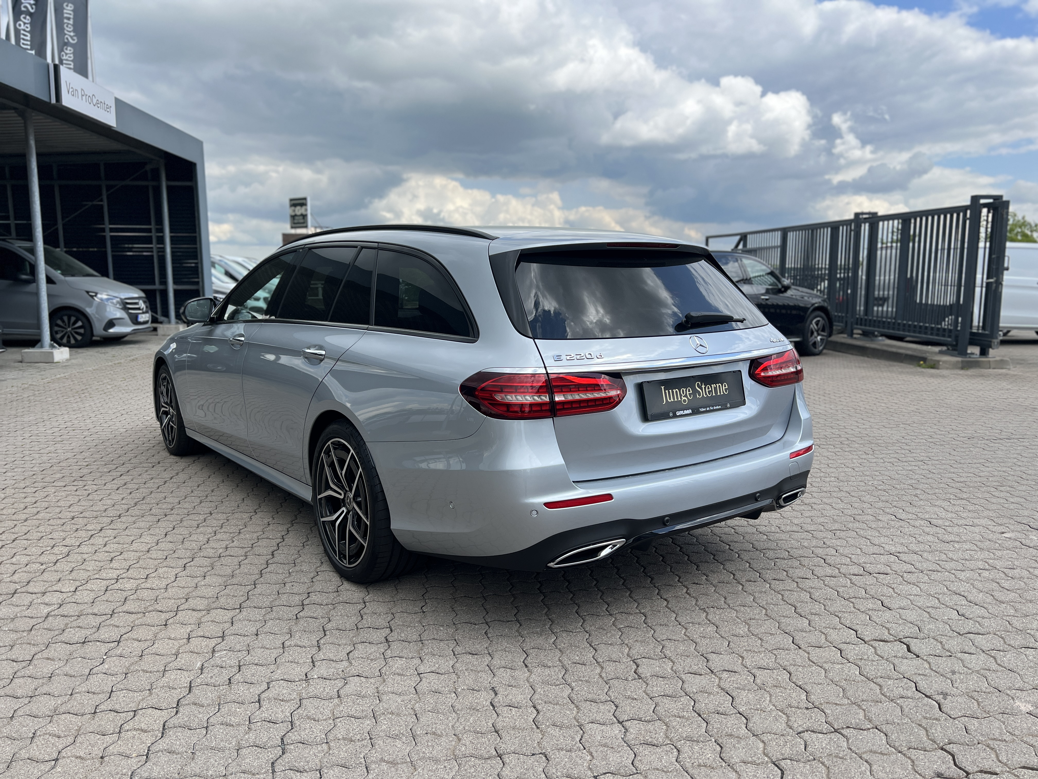 Mercedes-Benz E 220 d 4M T