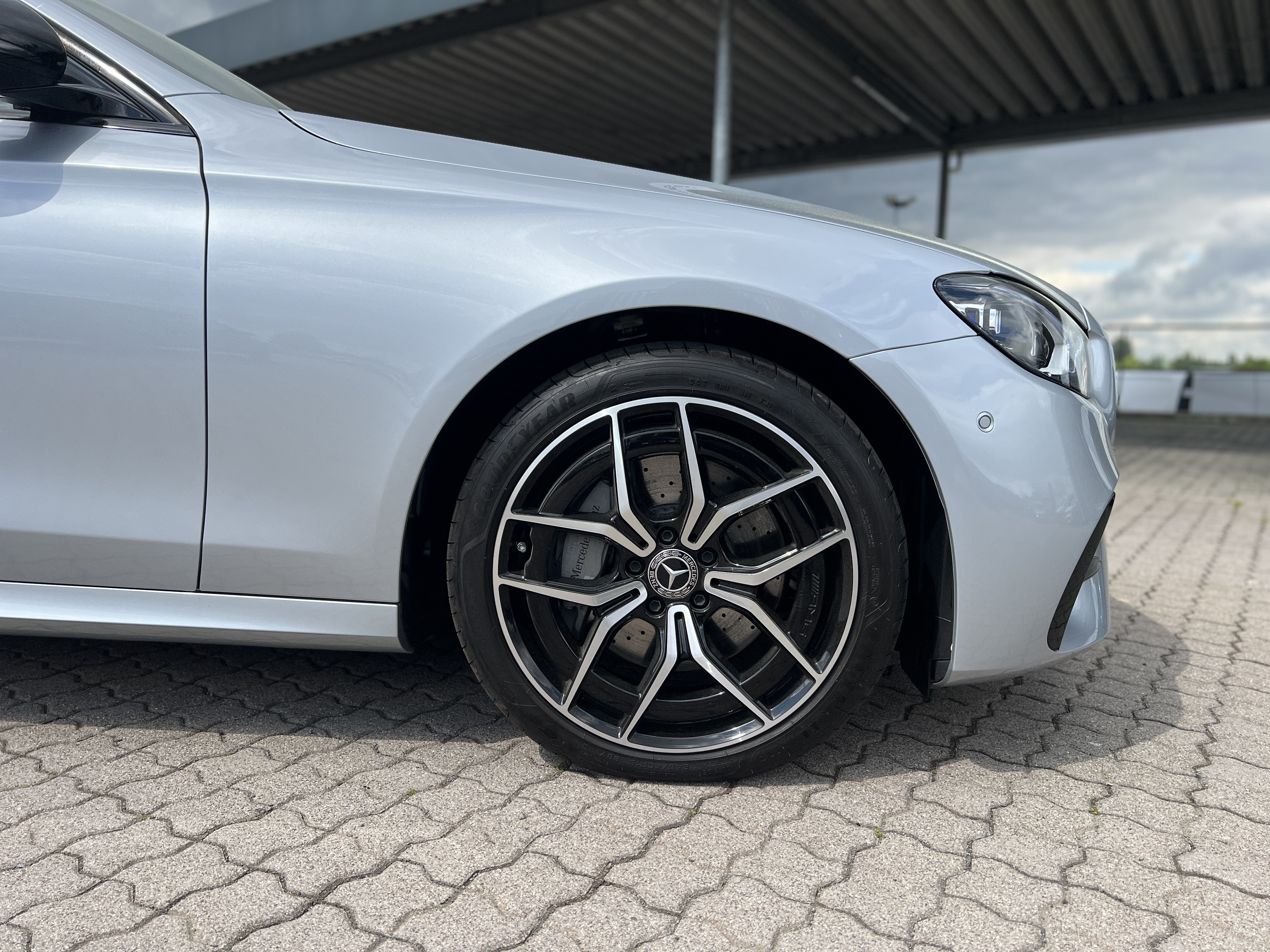 Mercedes-Benz E 220 d 4M T