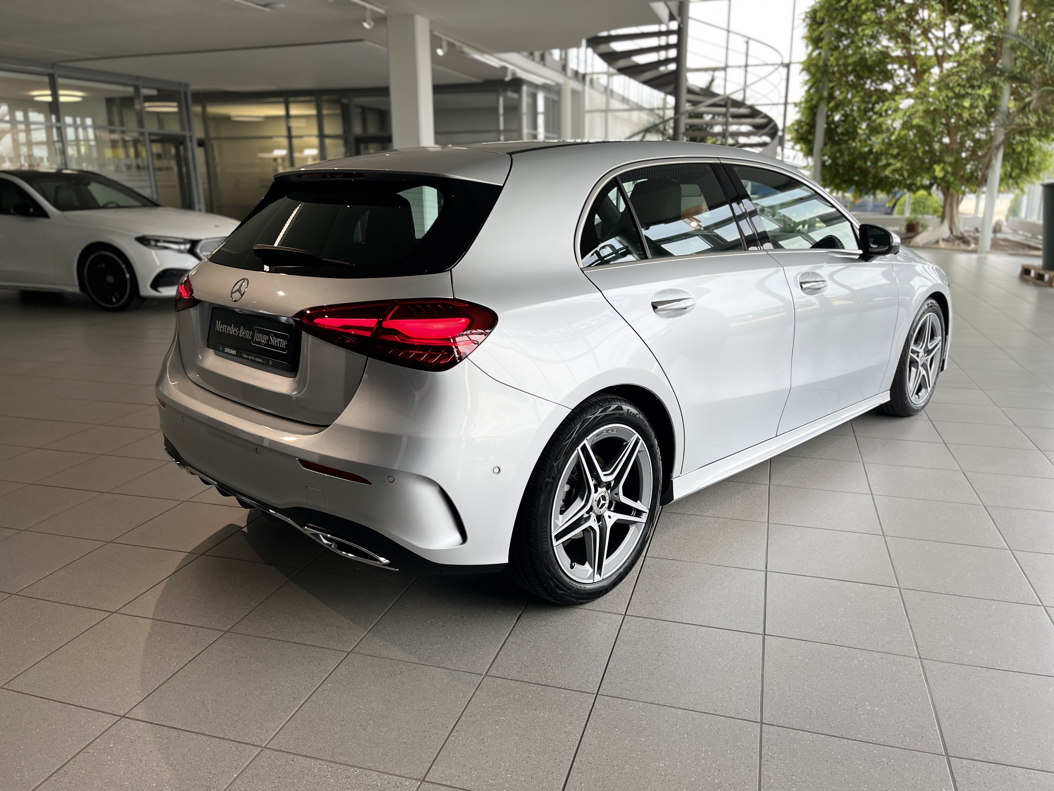 Mercedes-Benz A 180 