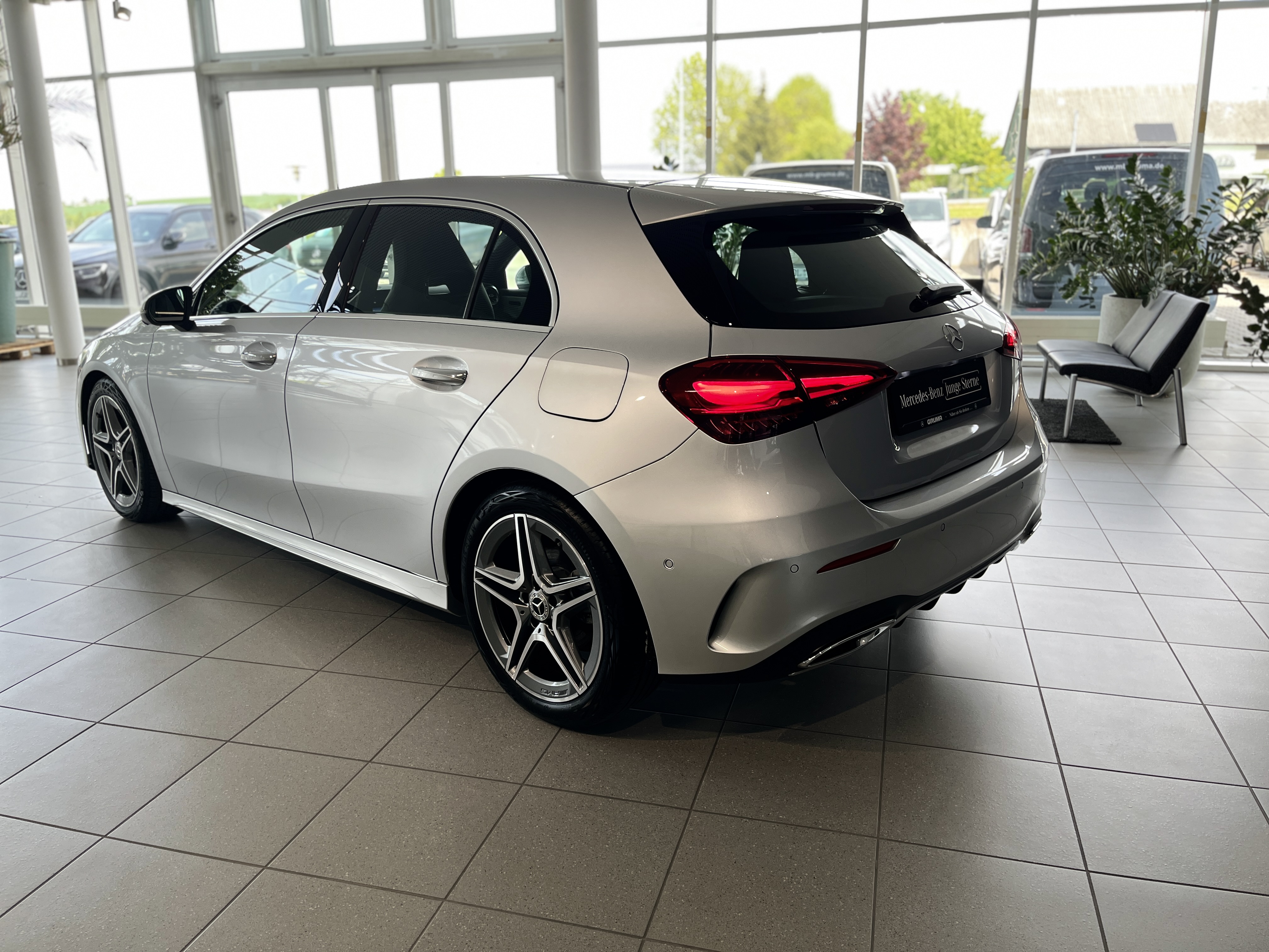 Mercedes-Benz A 180 