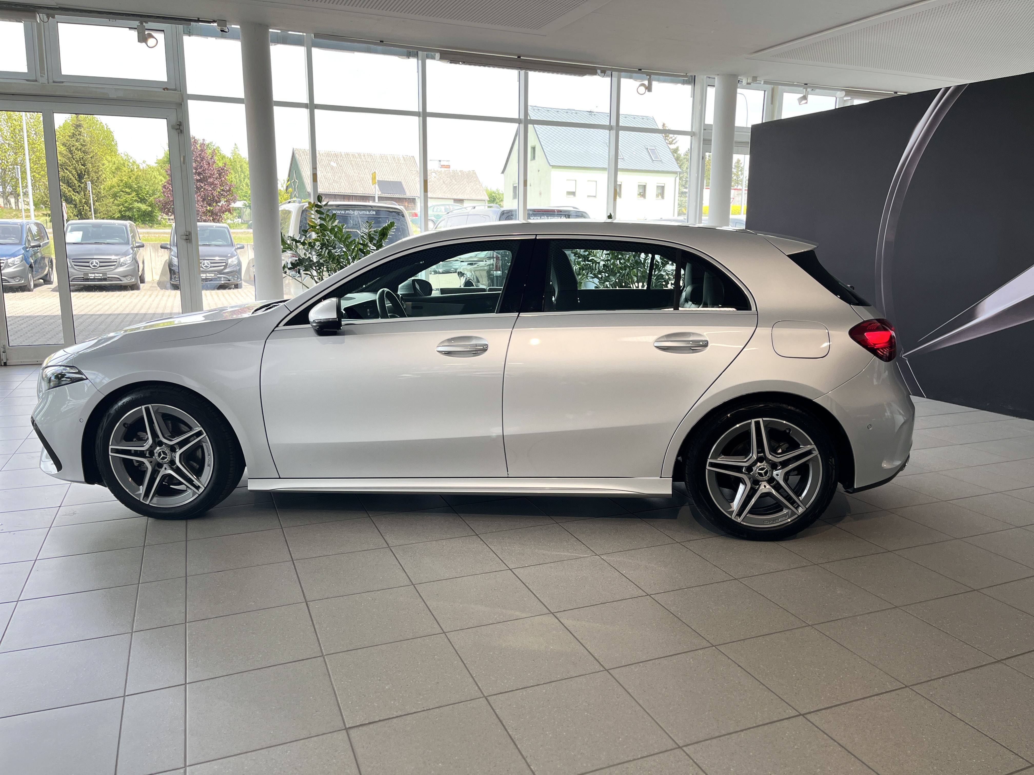 Mercedes-Benz A 180 