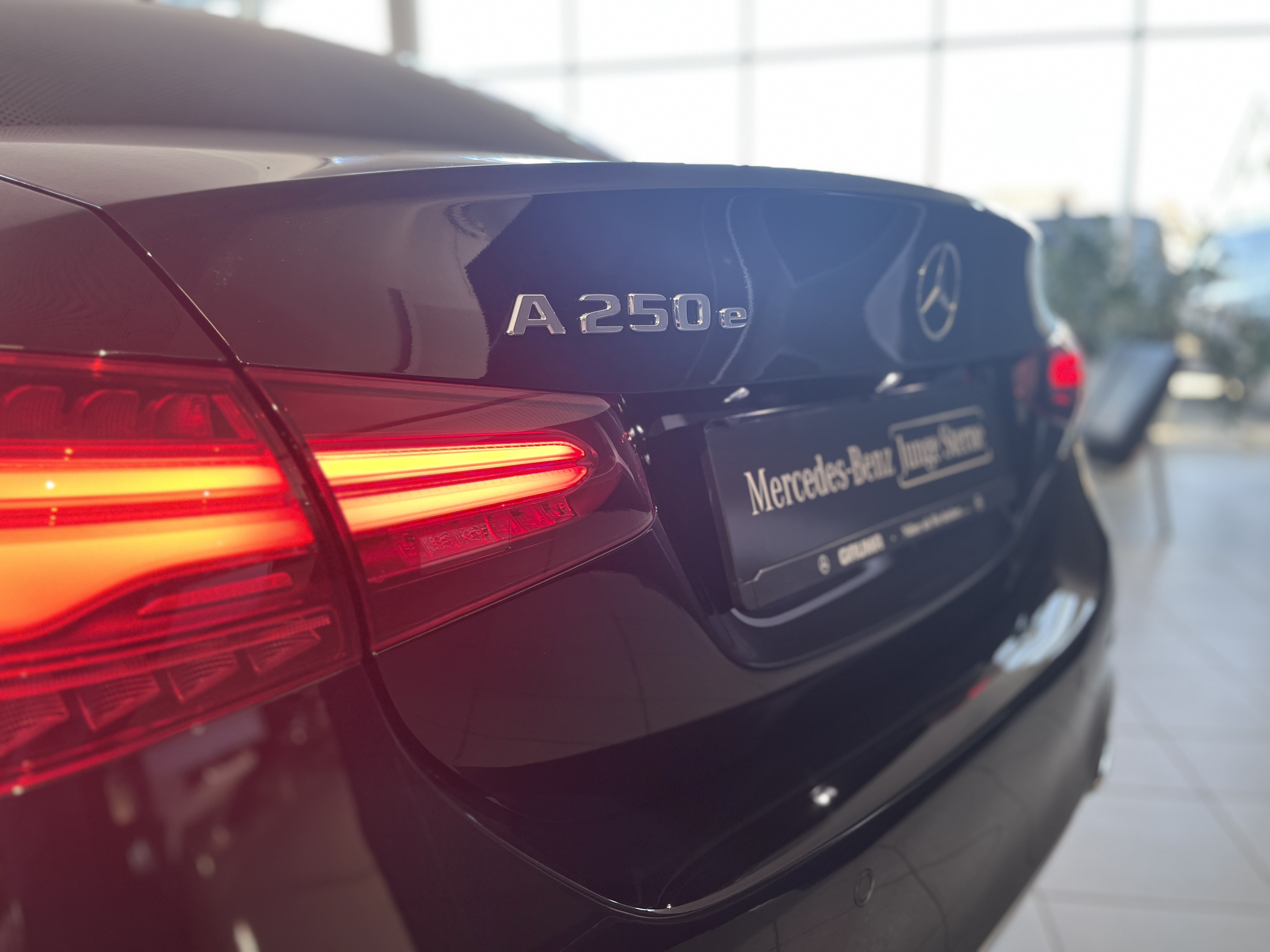 Mercedes-Benz A 250 e Lim