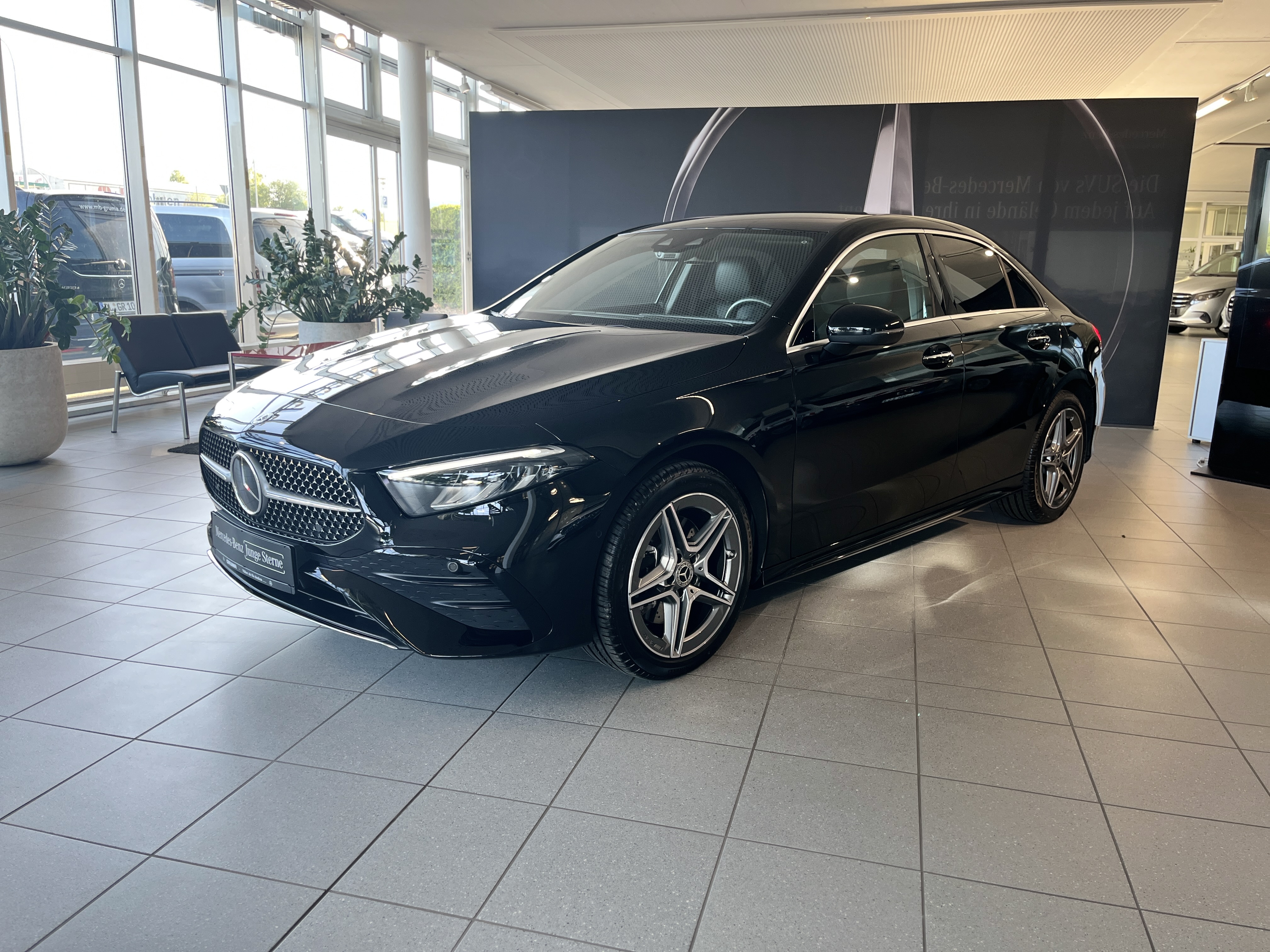Mercedes-Benz A 250 e Lim