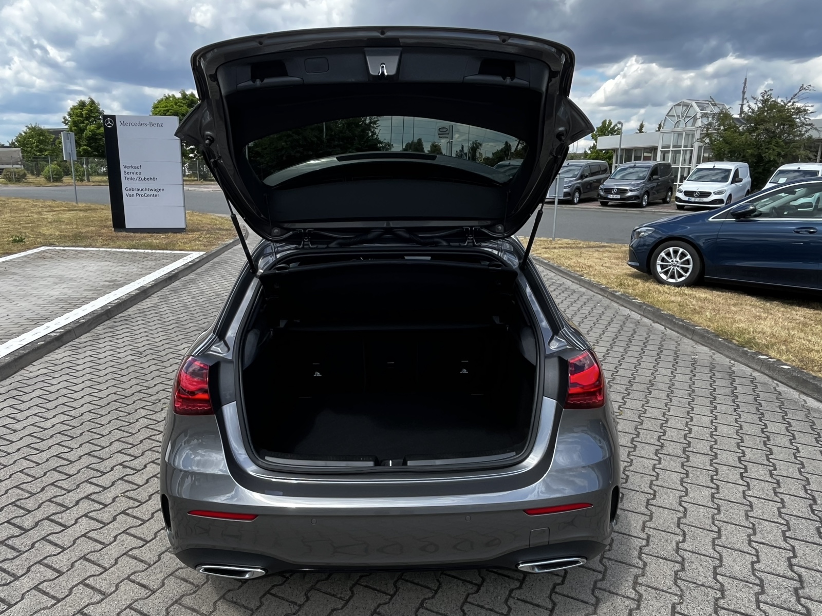 Mercedes-Benz A 200 d