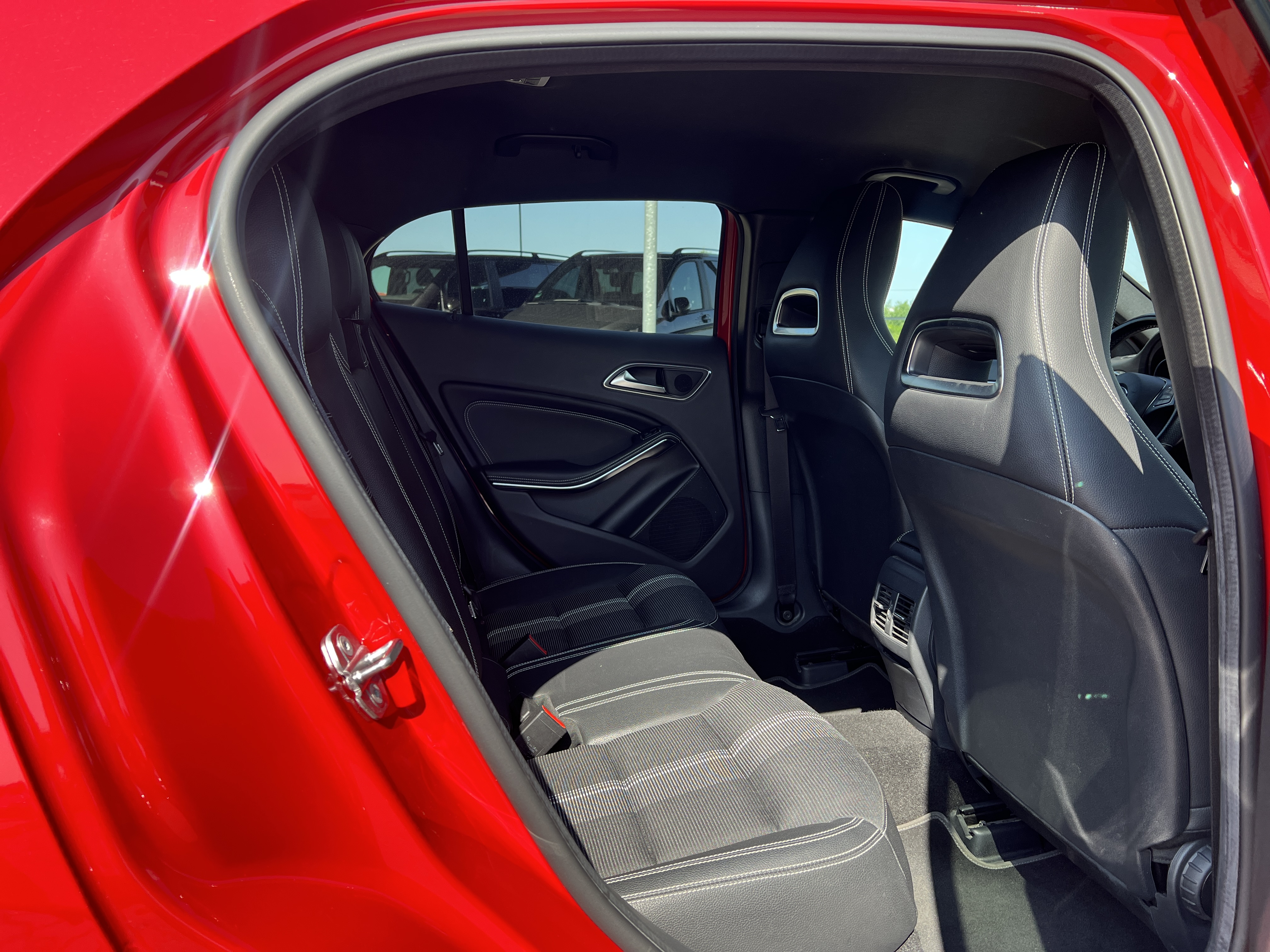 Mercedes-Benz GLA 250 4M