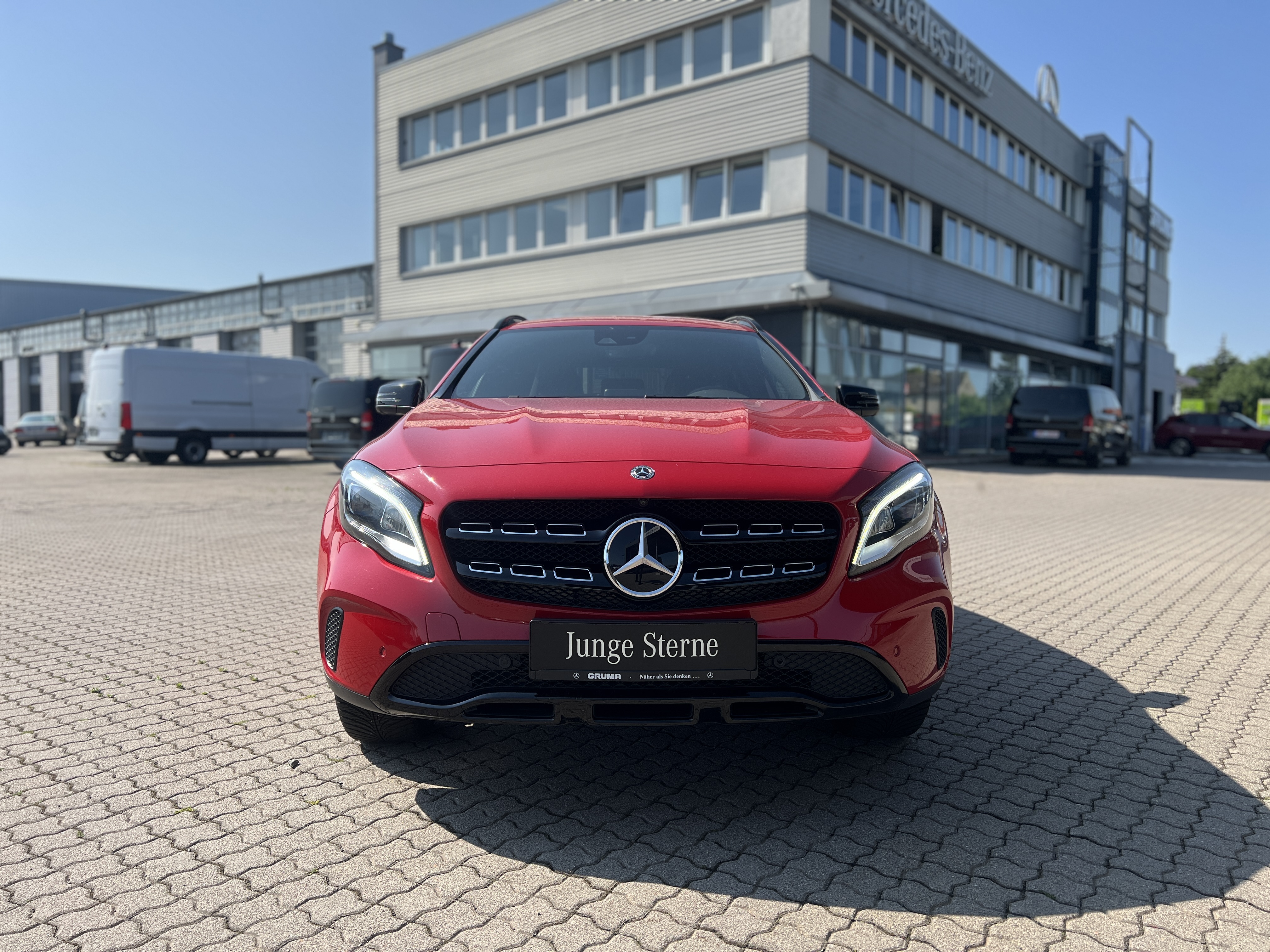 Mercedes-Benz GLA 250 4M
