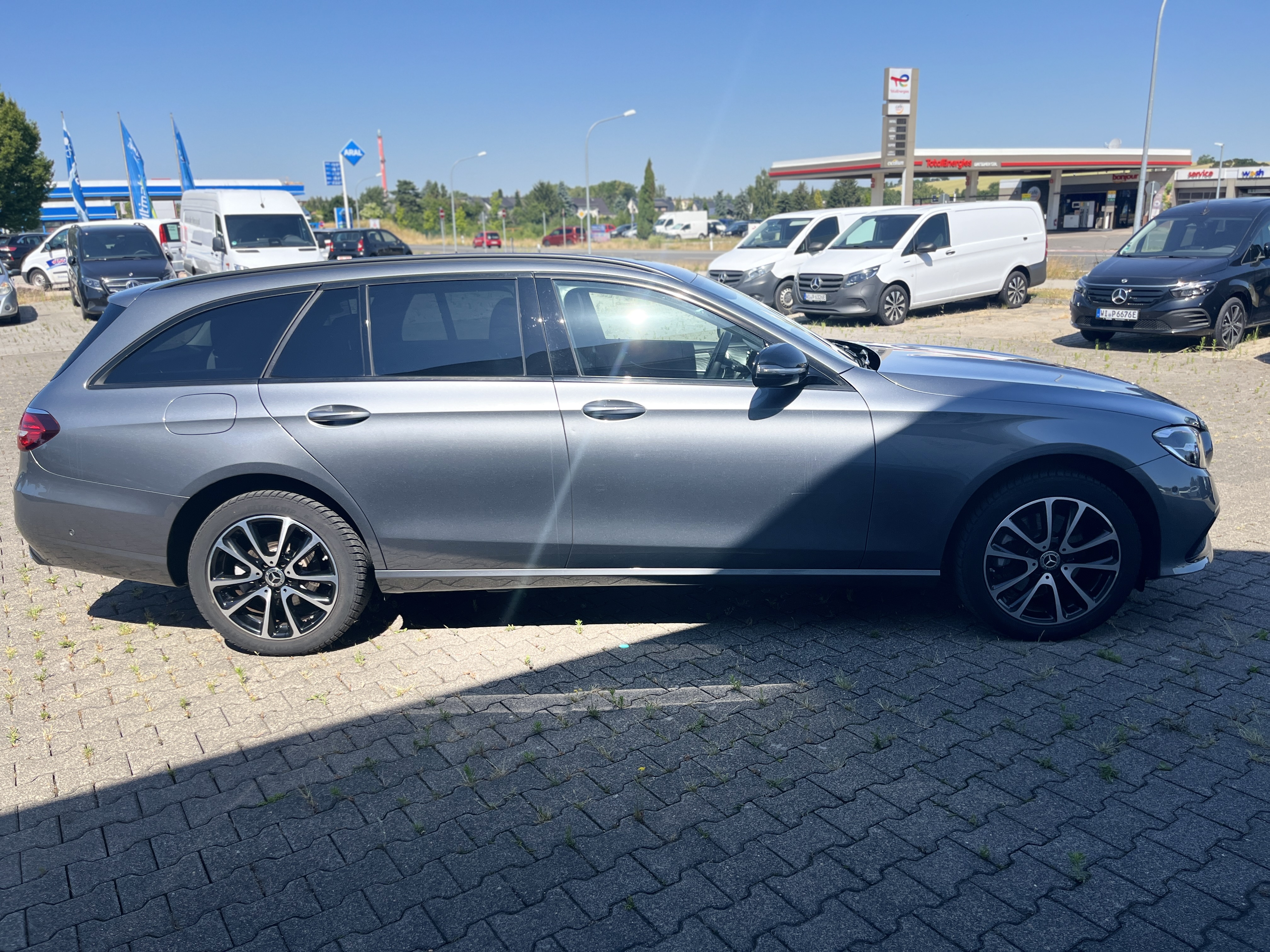 Mercedes-Benz E 220 d T