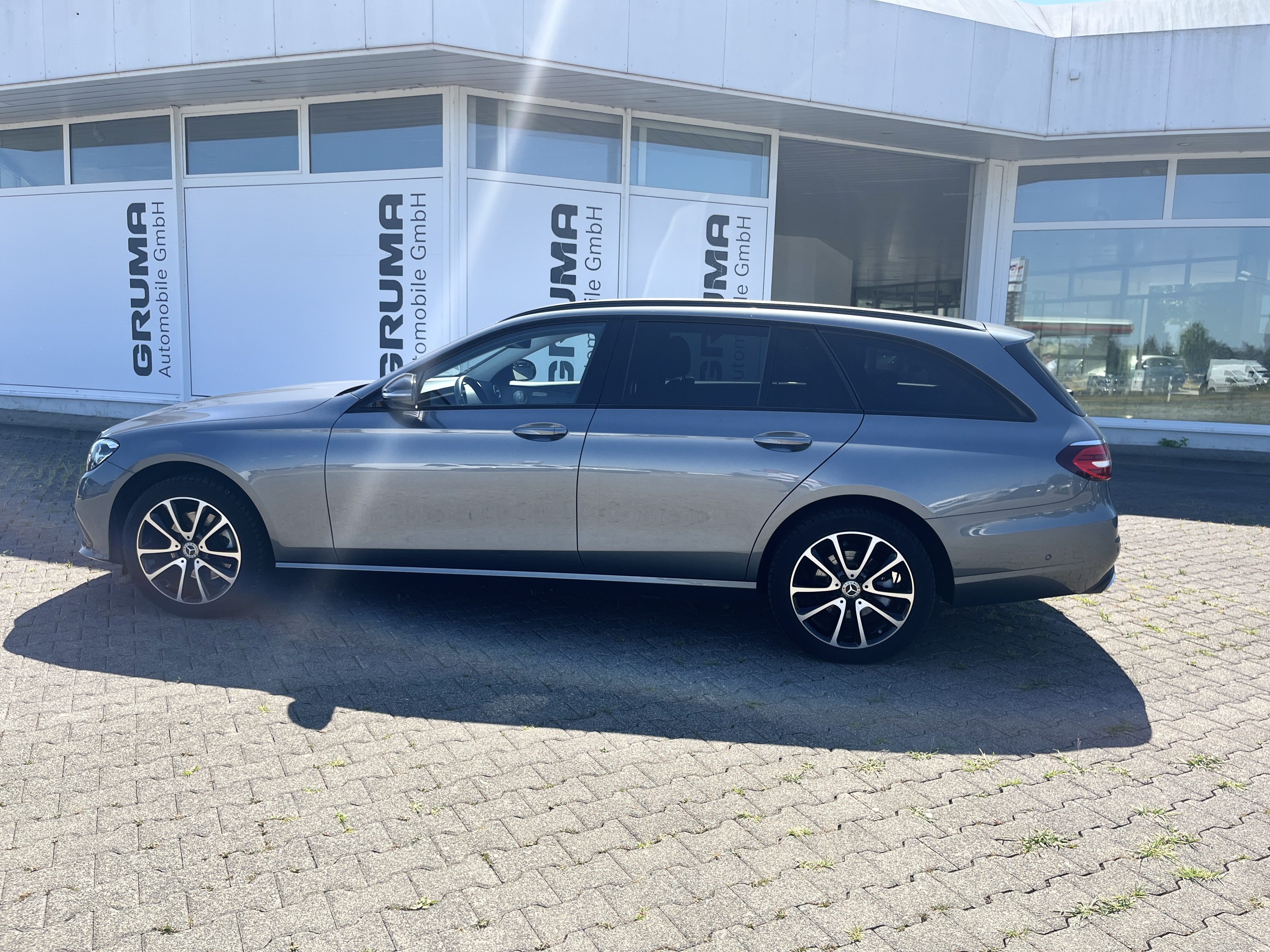 Mercedes-Benz E 220 d T