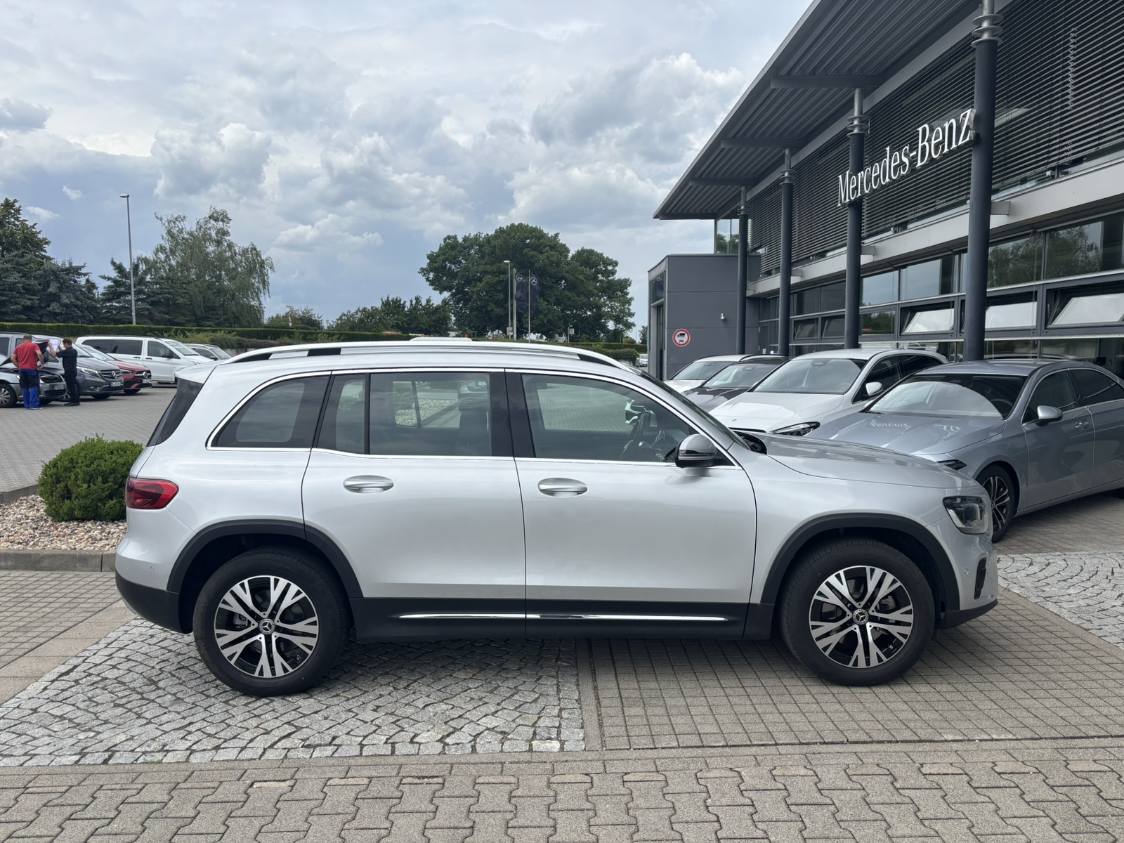 Mercedes-Benz GLB 180 d