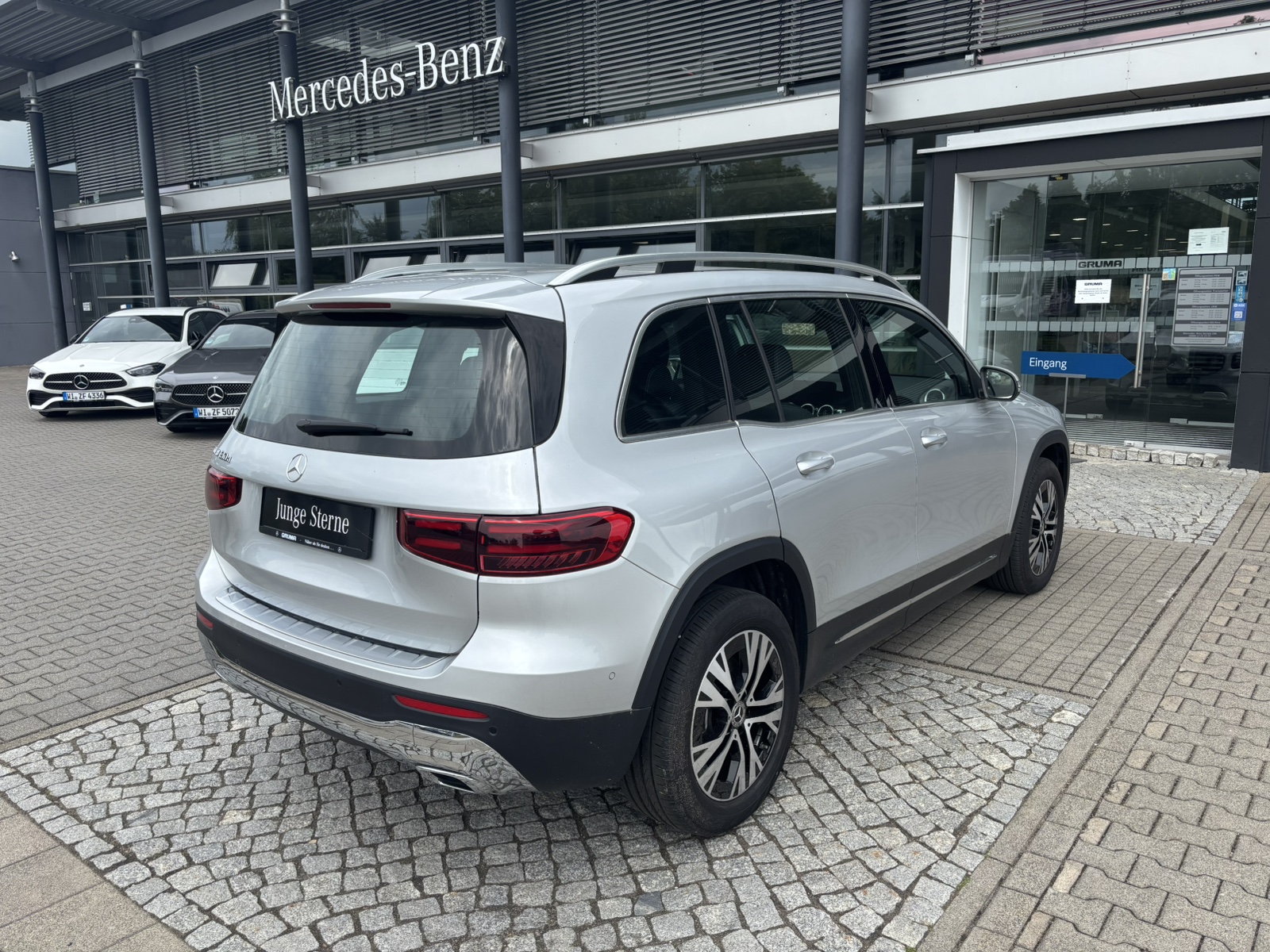 Mercedes-Benz GLB 180 d