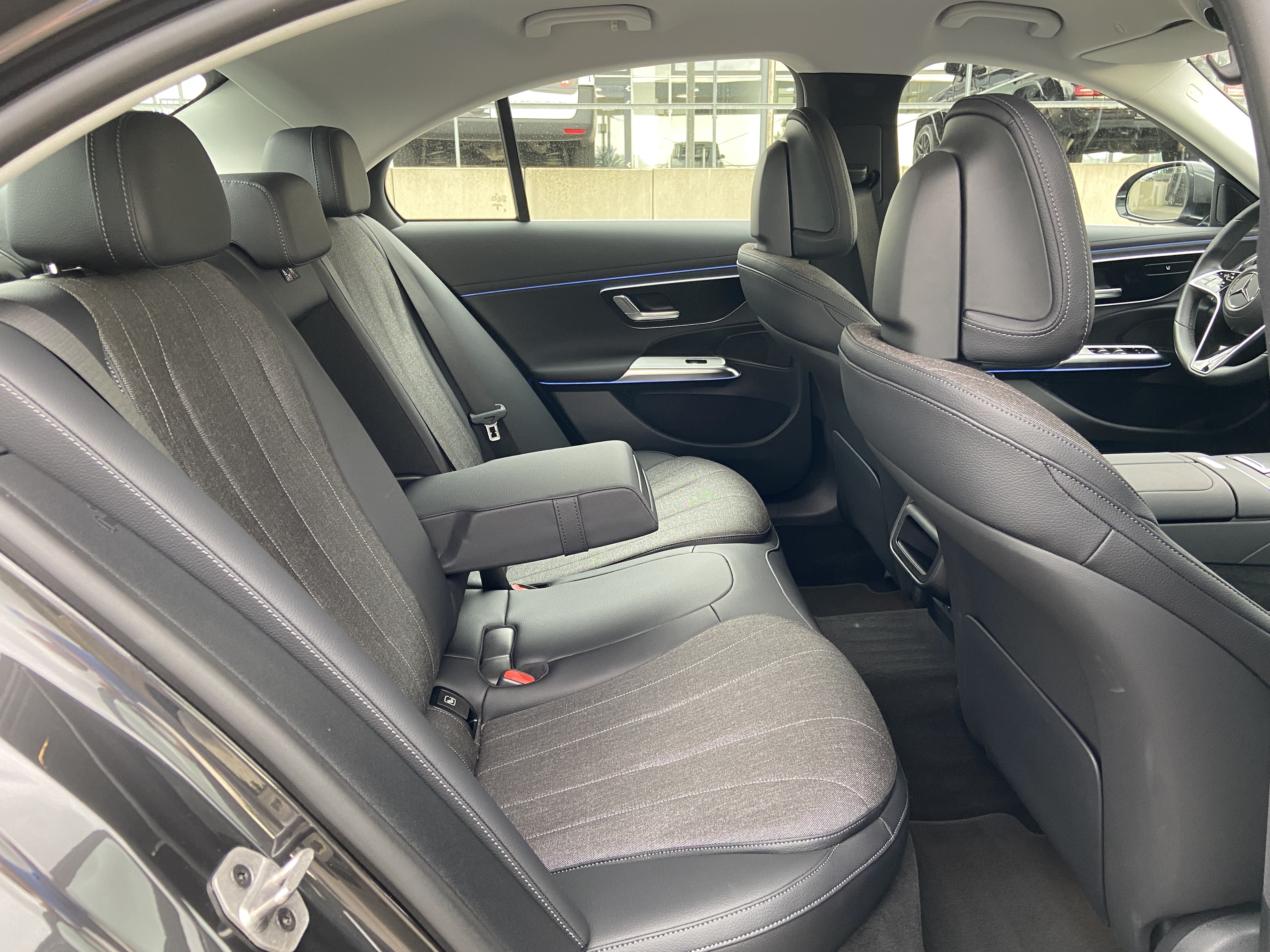 Mercedes-Benz E 220 d Limo