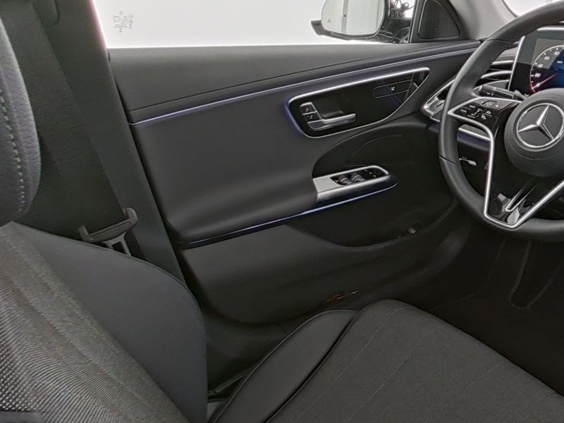 Mercedes-Benz E 220 d Limo