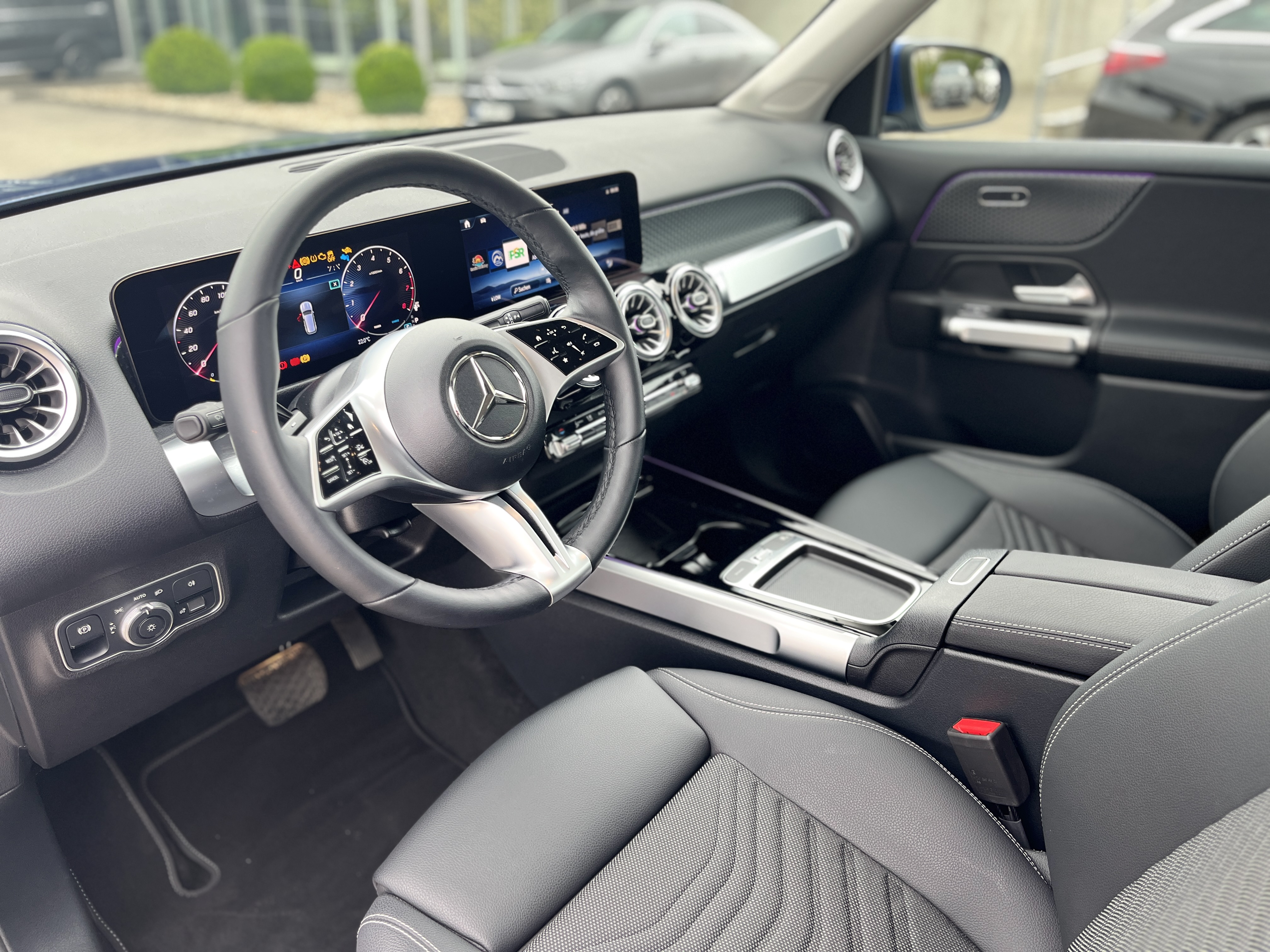 Mercedes-Benz GLB 180 