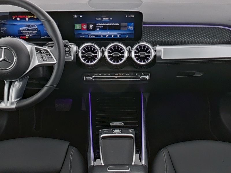 Mercedes-Benz GLB 180 