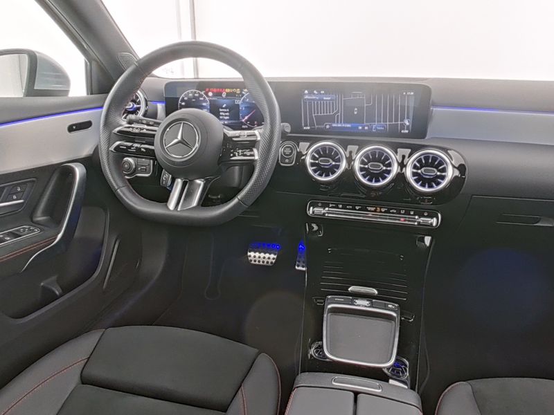 Mercedes-Benz A 220 d