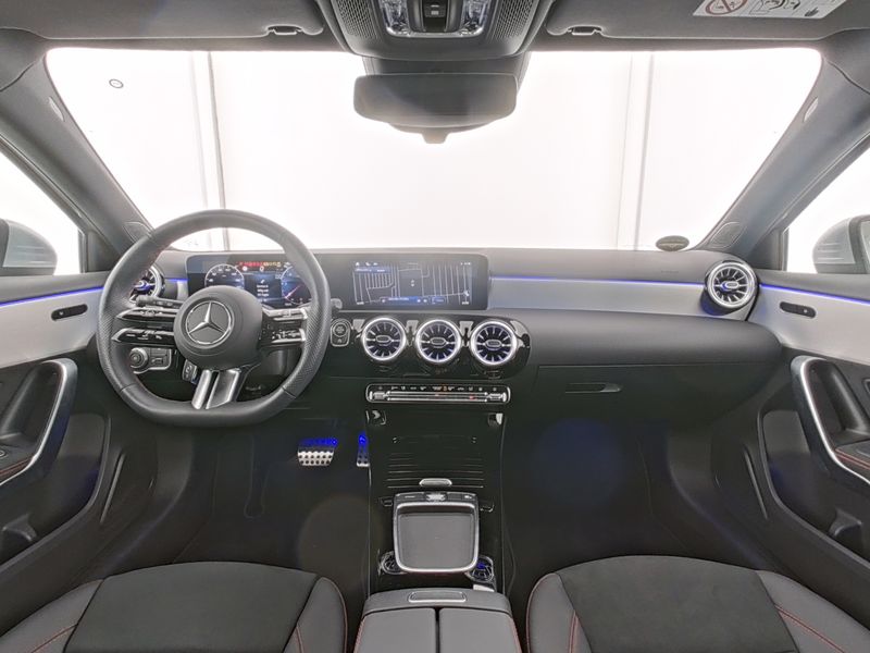 Mercedes-Benz A 220 d