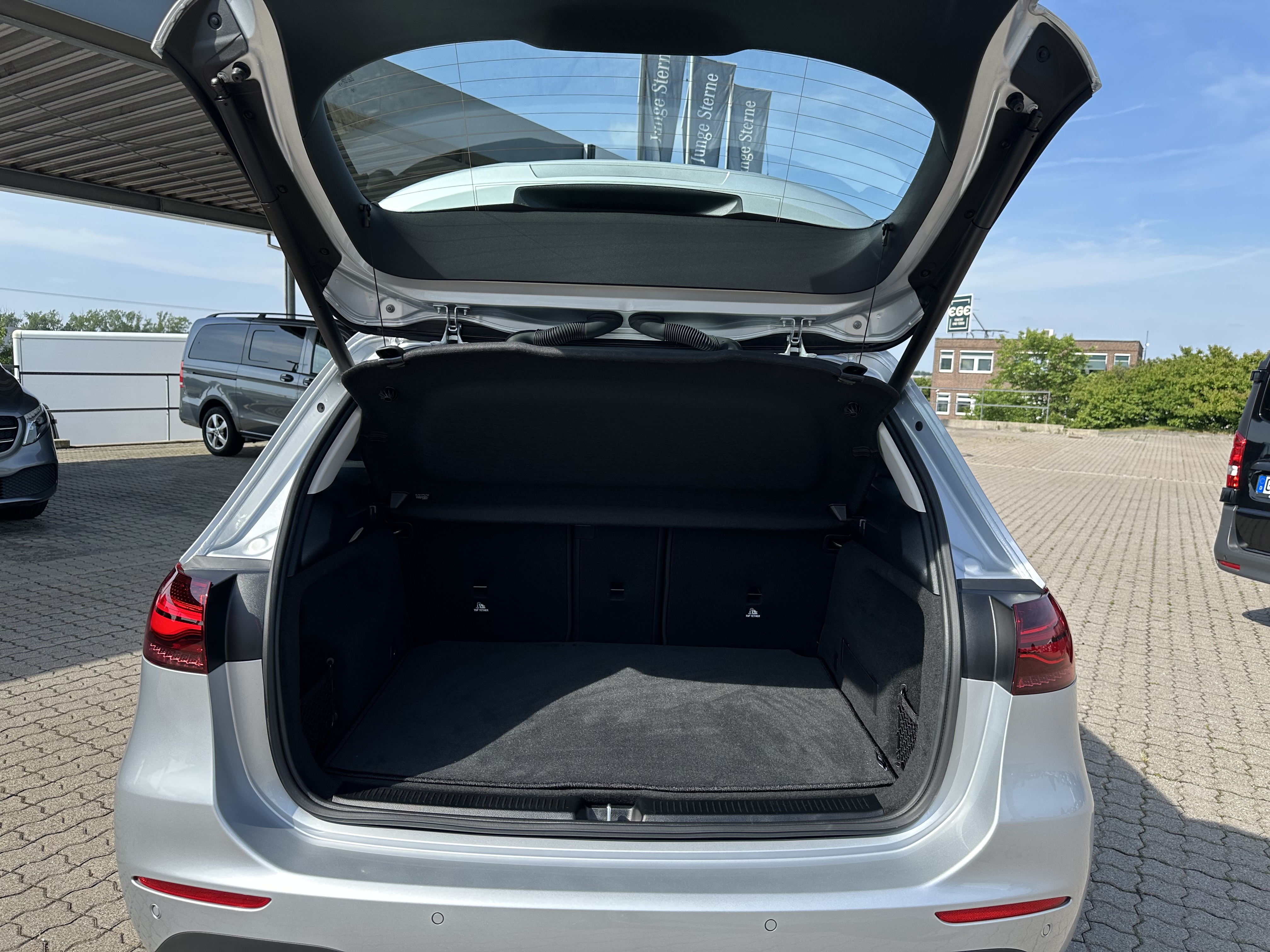 Mercedes-Benz B 180 d