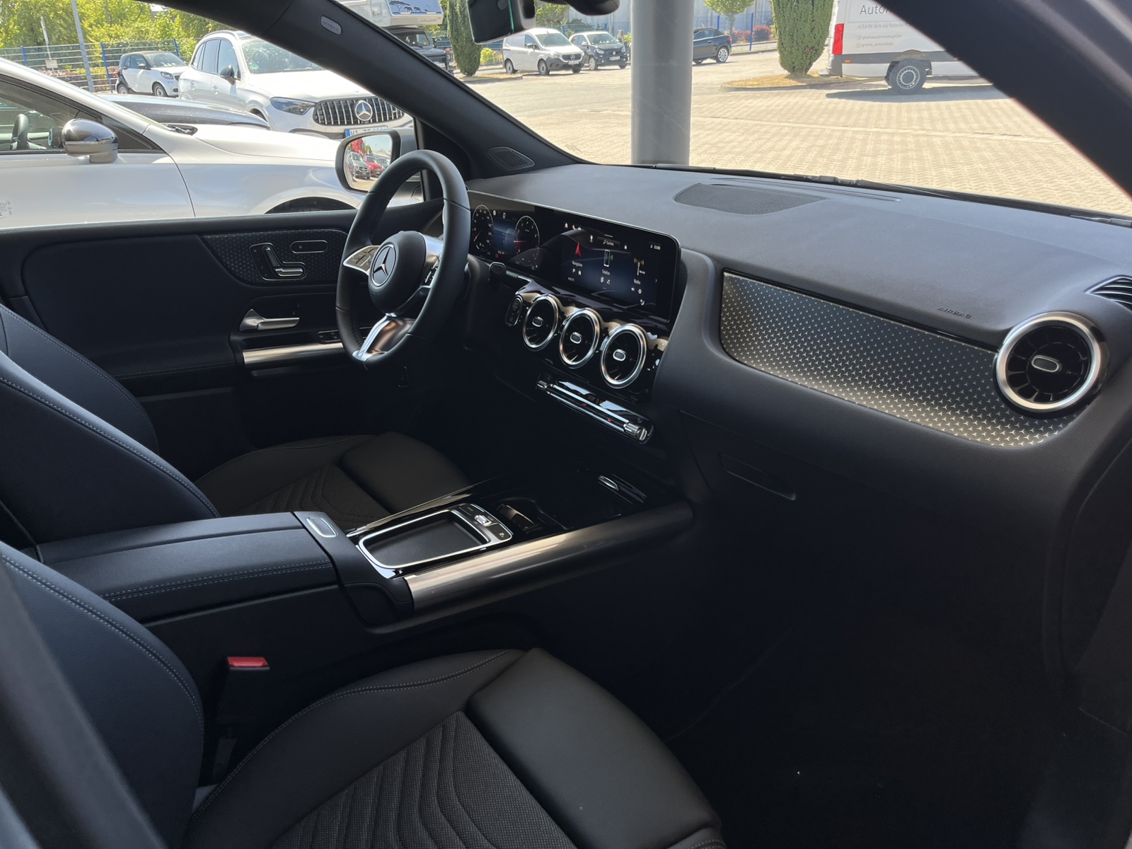 Mercedes-Benz B 200 