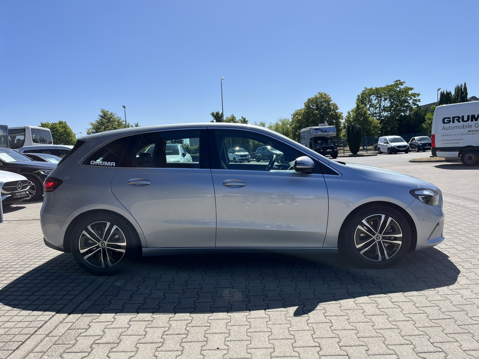 Mercedes-Benz B 200 