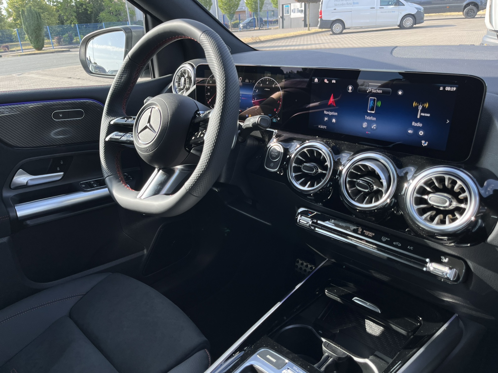 Mercedes-Benz B 180 