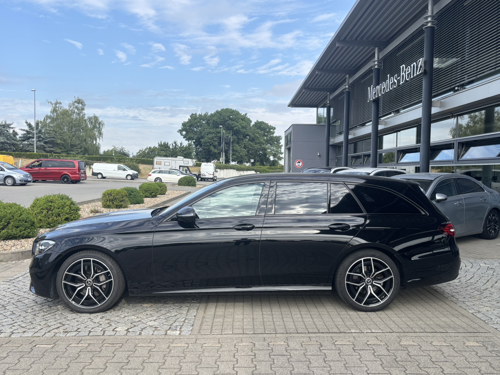 Mercedes-Benz E 220 d 4MATIC T