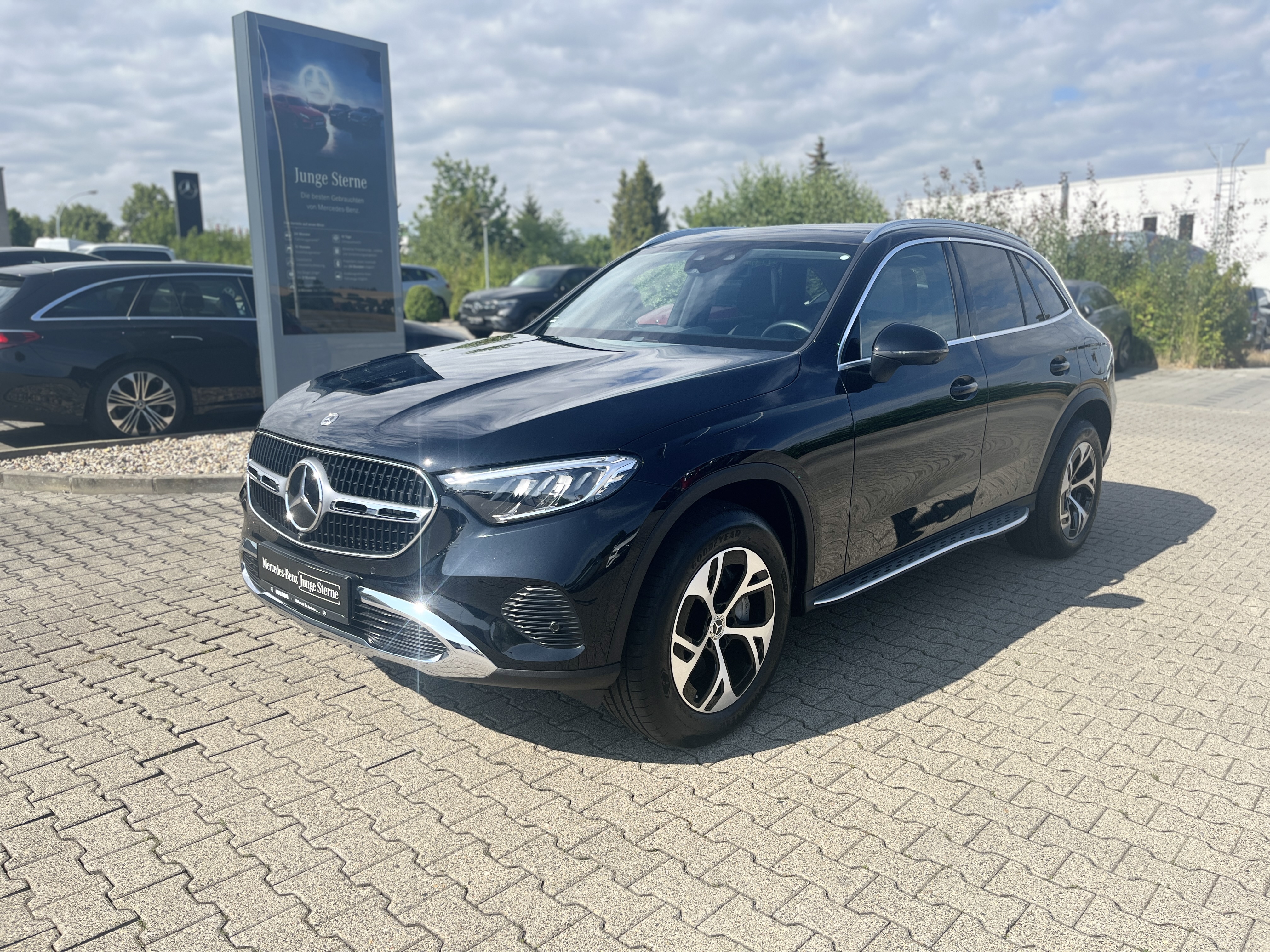 Mercedes-Benz GLC 300 de 4M Mercedes-Benz GLC 300 de 4M