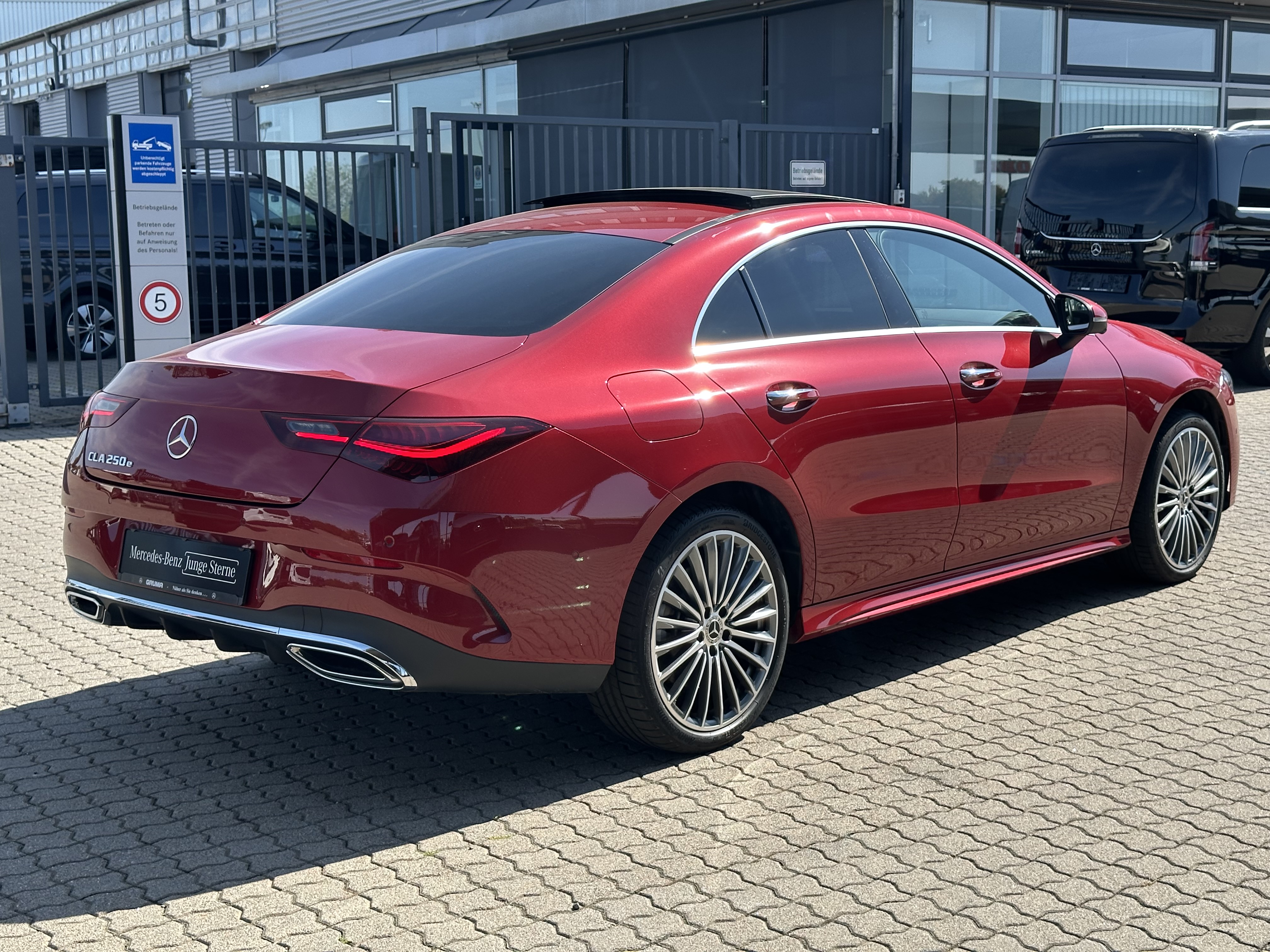 Mercedes-Benz CLA 250 e
