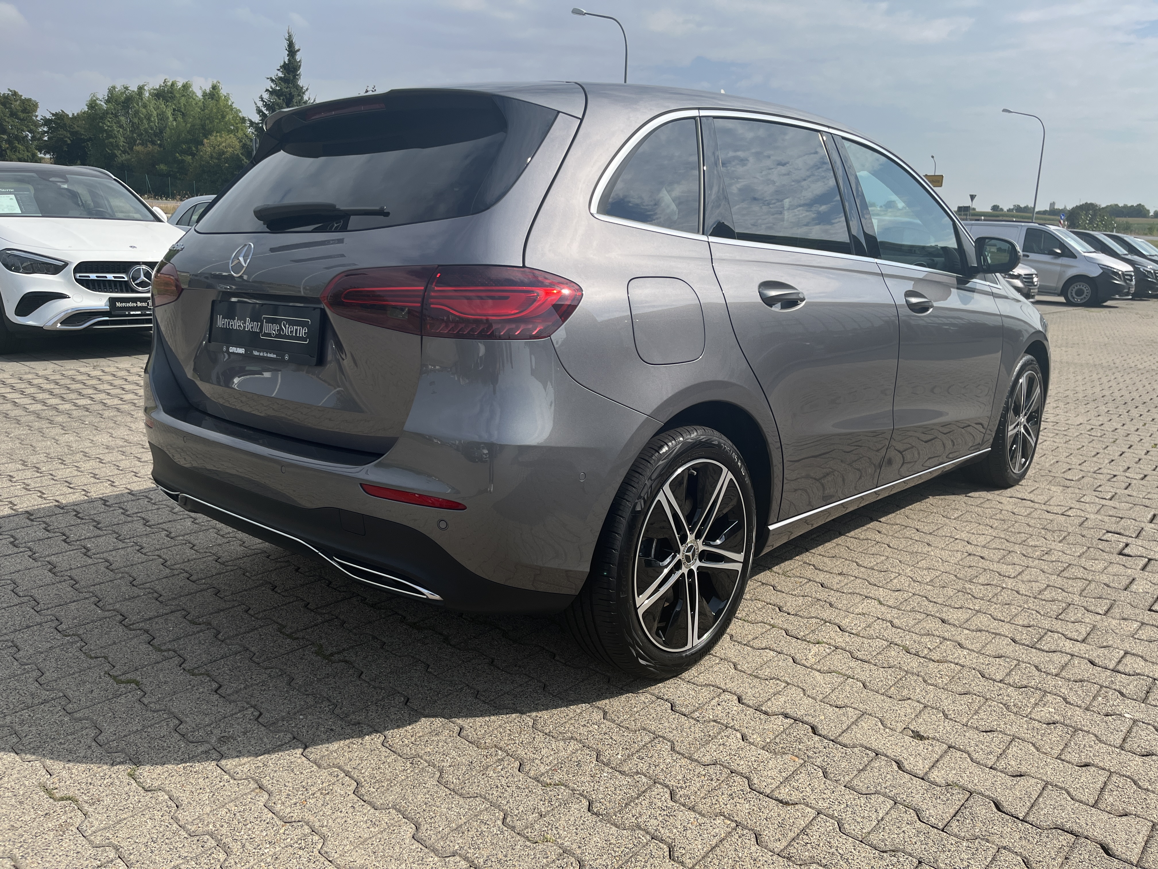 Mercedes-Benz B 250 e