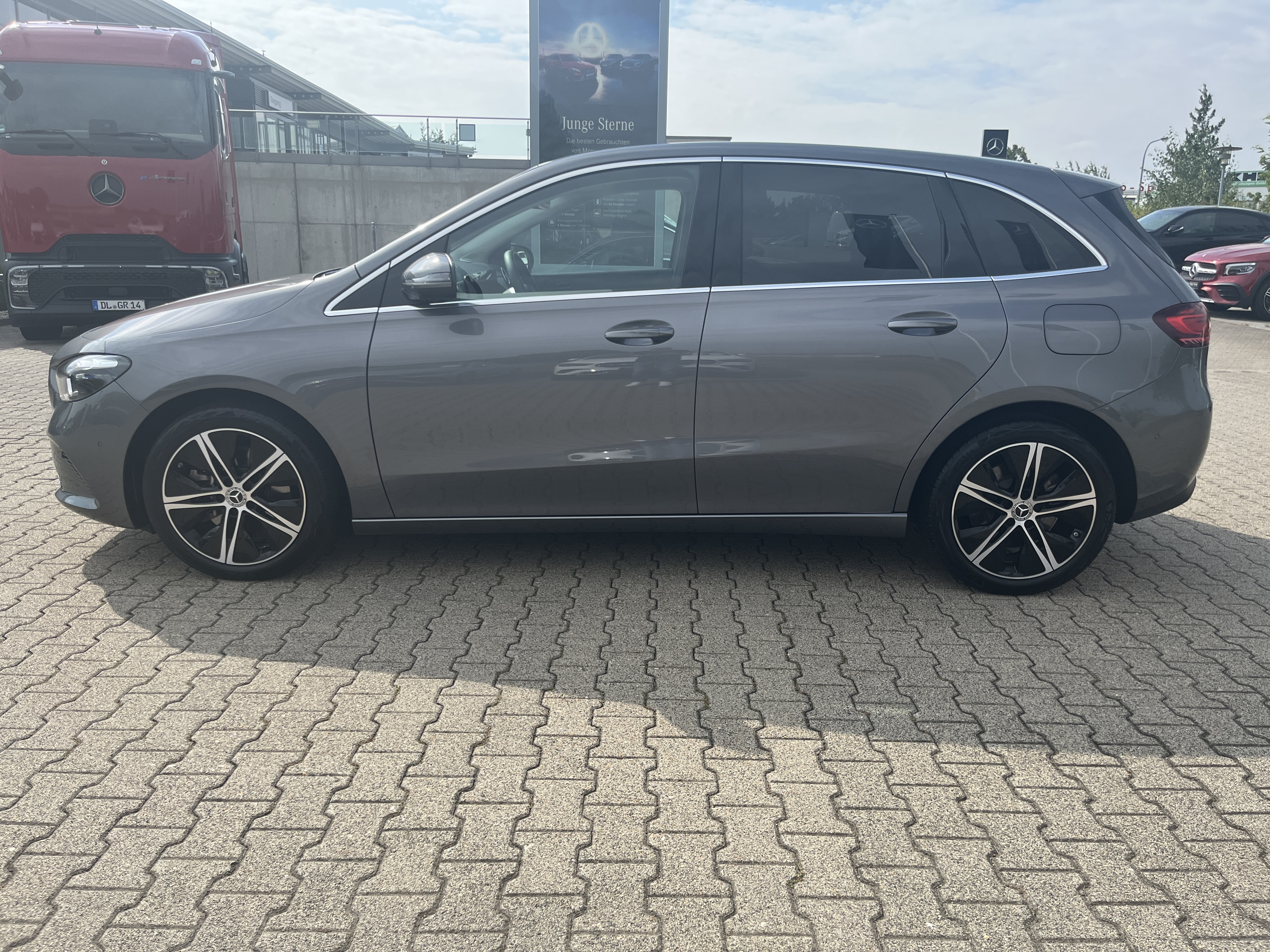 Mercedes-Benz B 250 e
