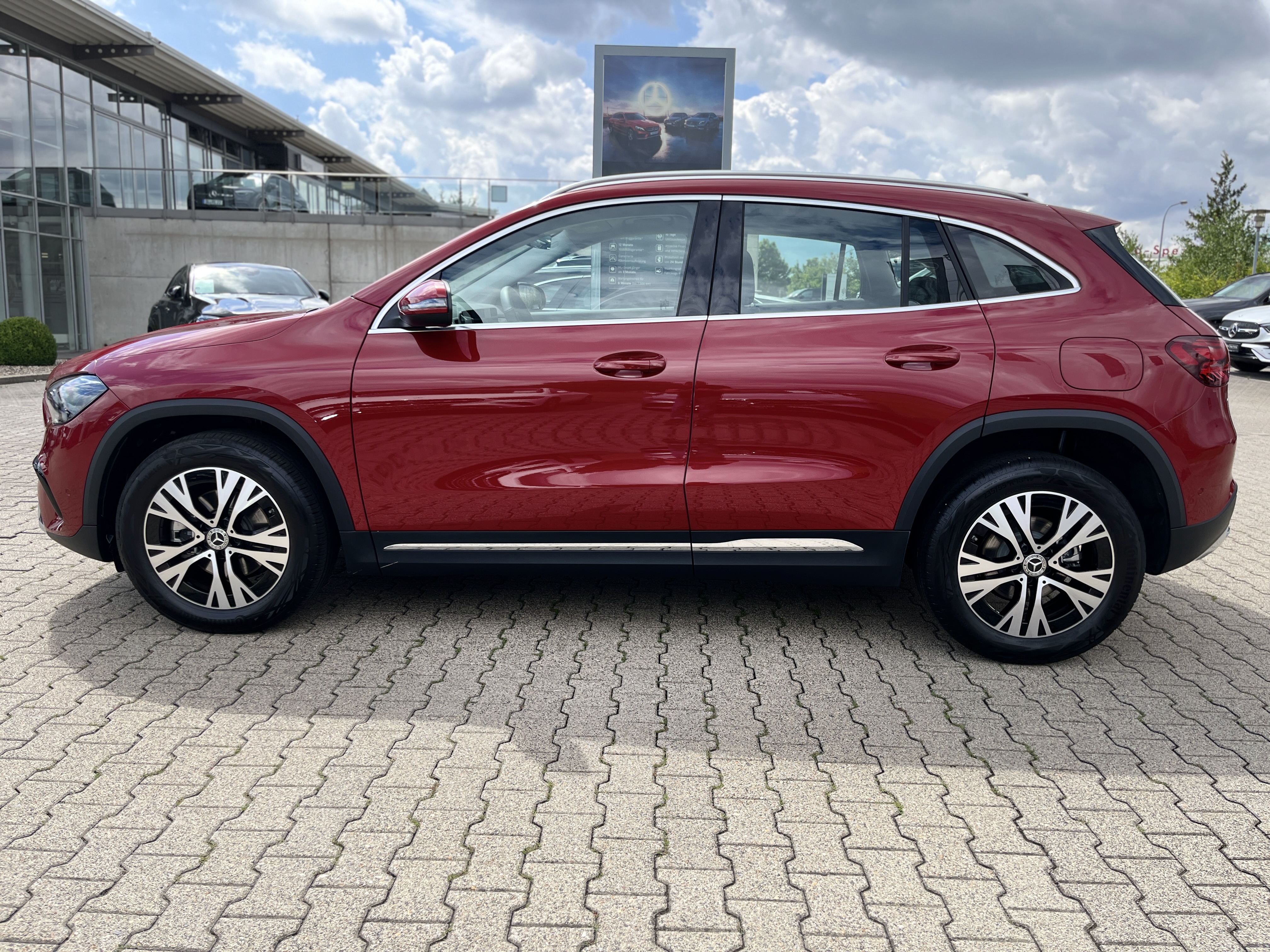 Mercedes-Benz GLA 180 