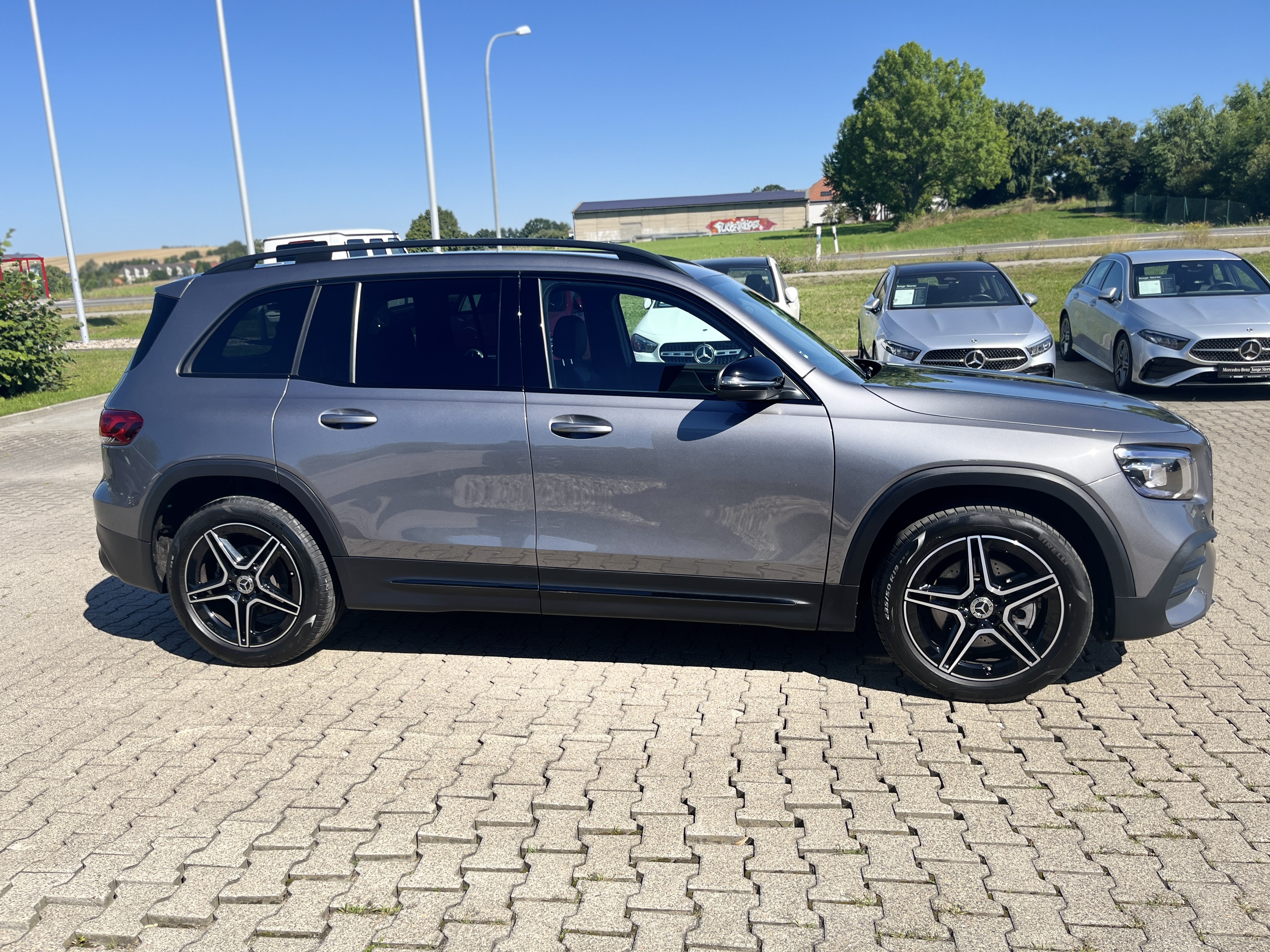 Mercedes-Benz GLB 200 d