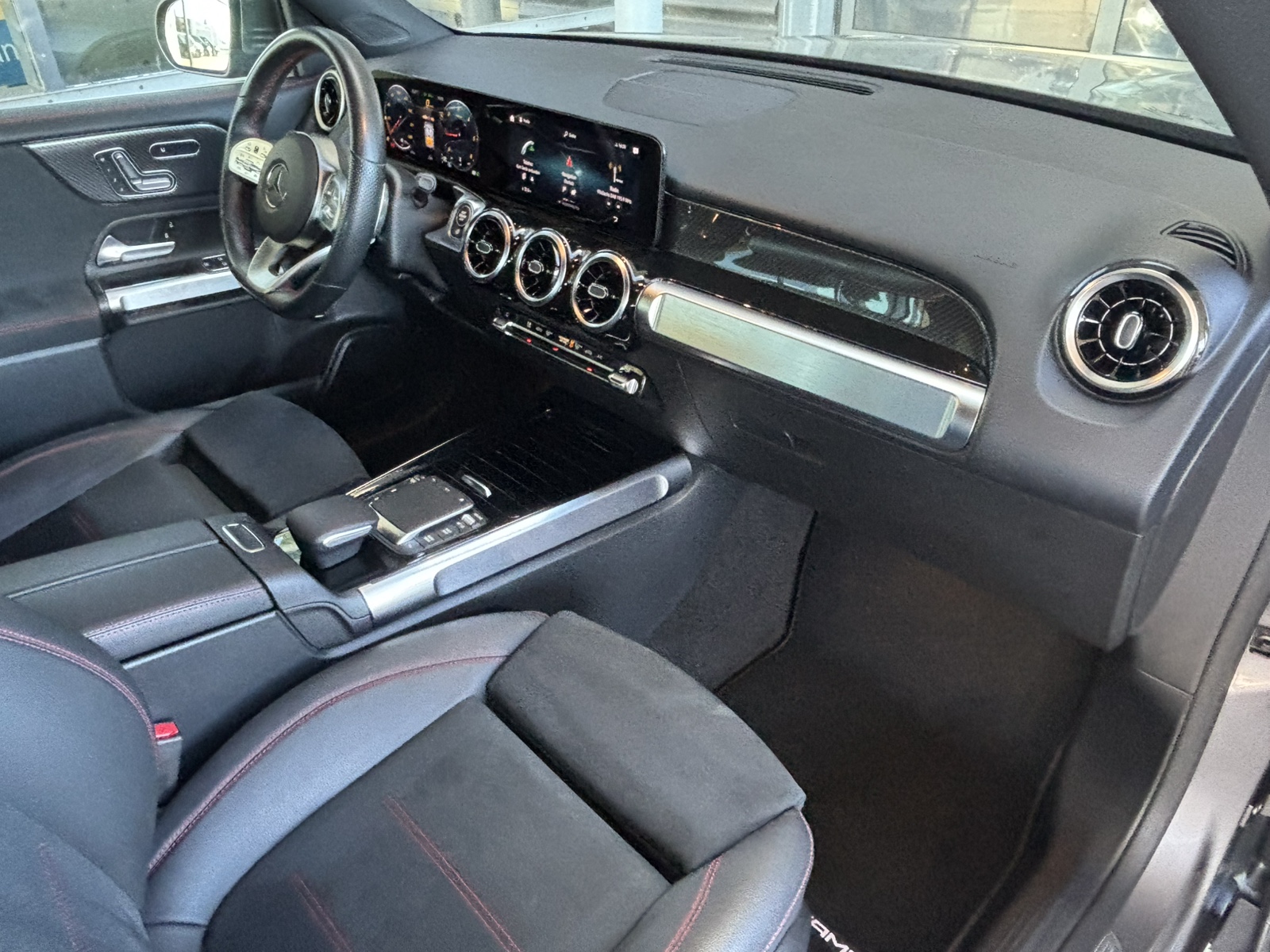 Mercedes-Benz GLB 220 d 4M