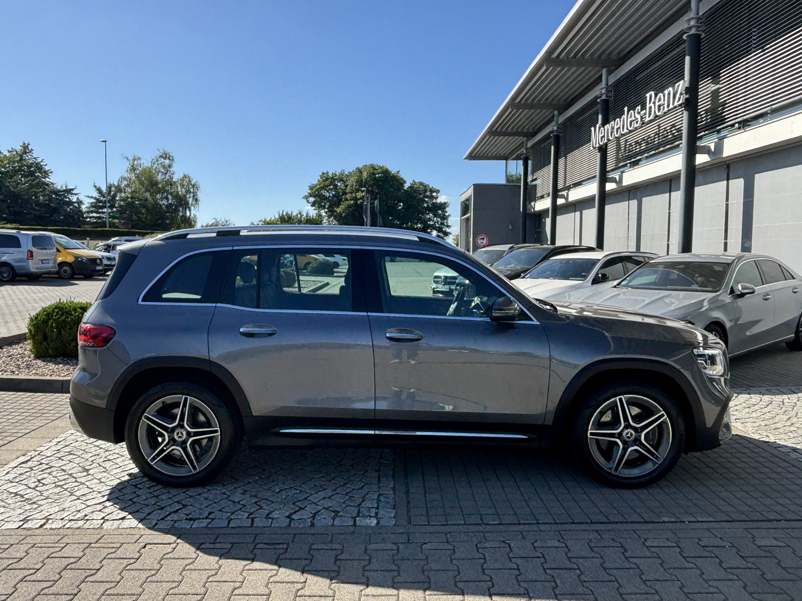 Mercedes-Benz GLB 220 d 4M