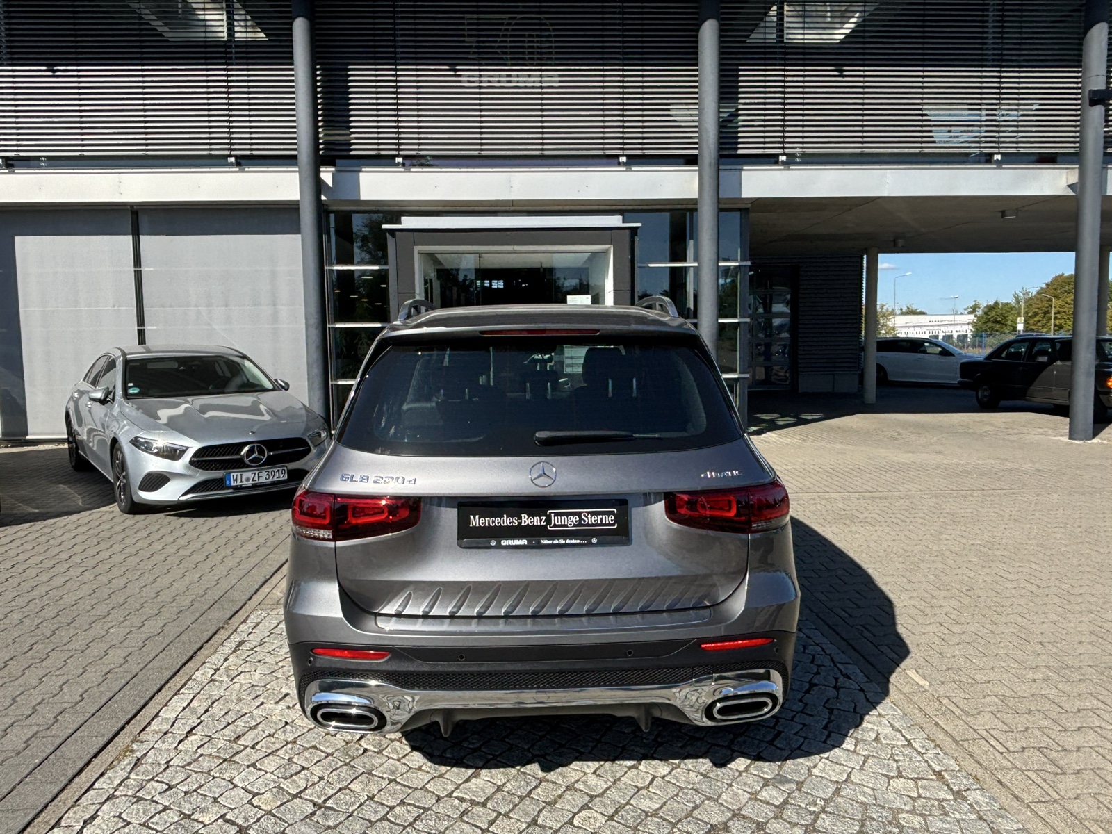 Mercedes-Benz GLB 220 d 4M