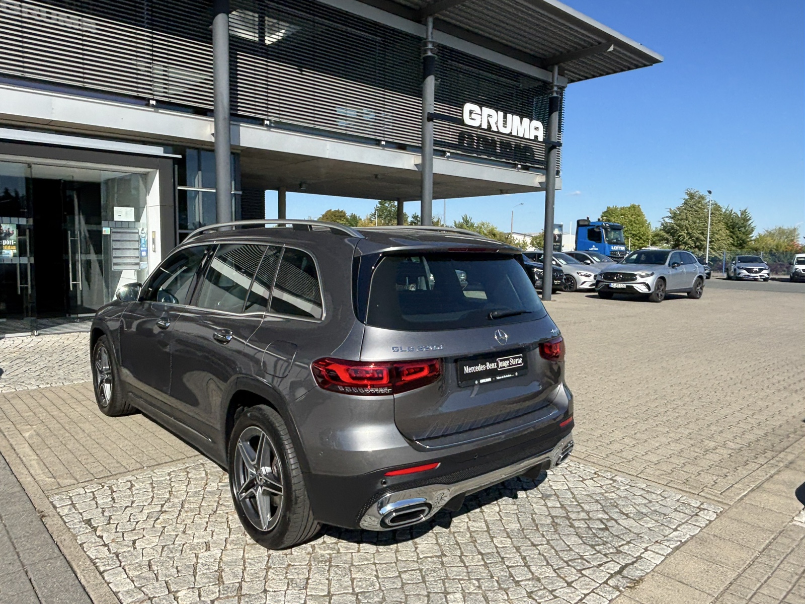 Mercedes-Benz GLB 220 d 4M