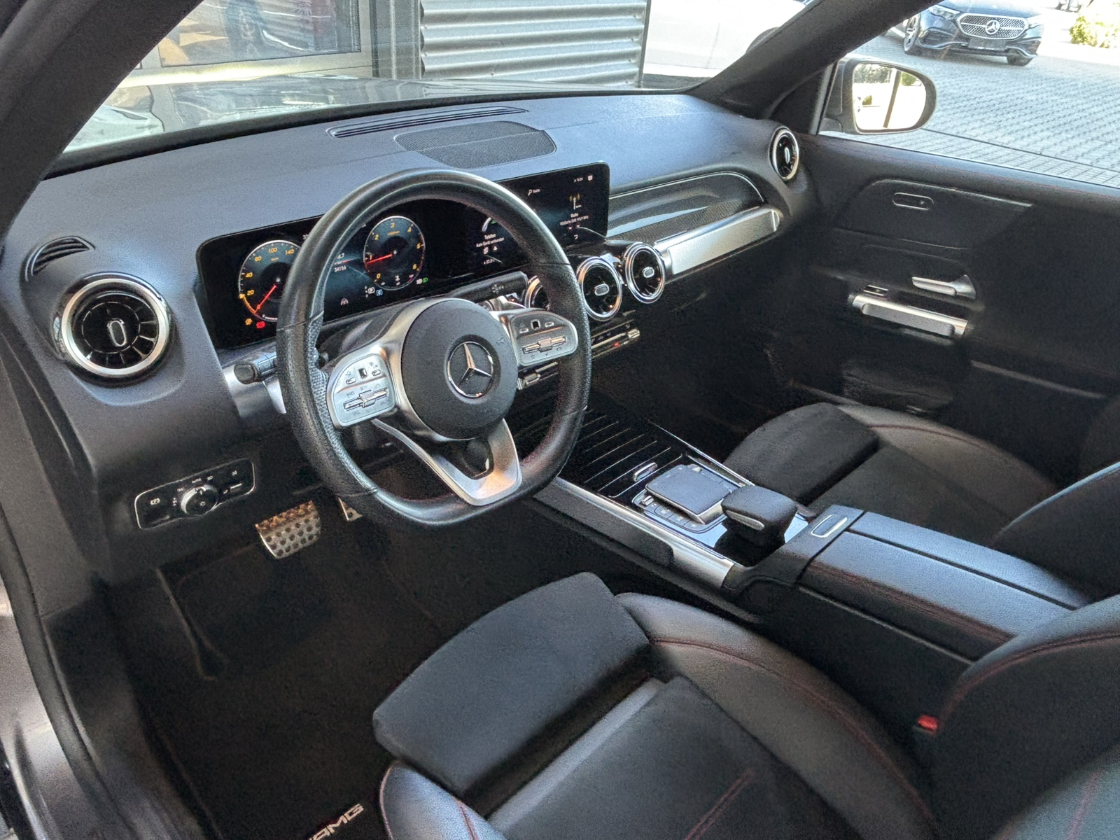 Mercedes-Benz GLB 220 d 4M