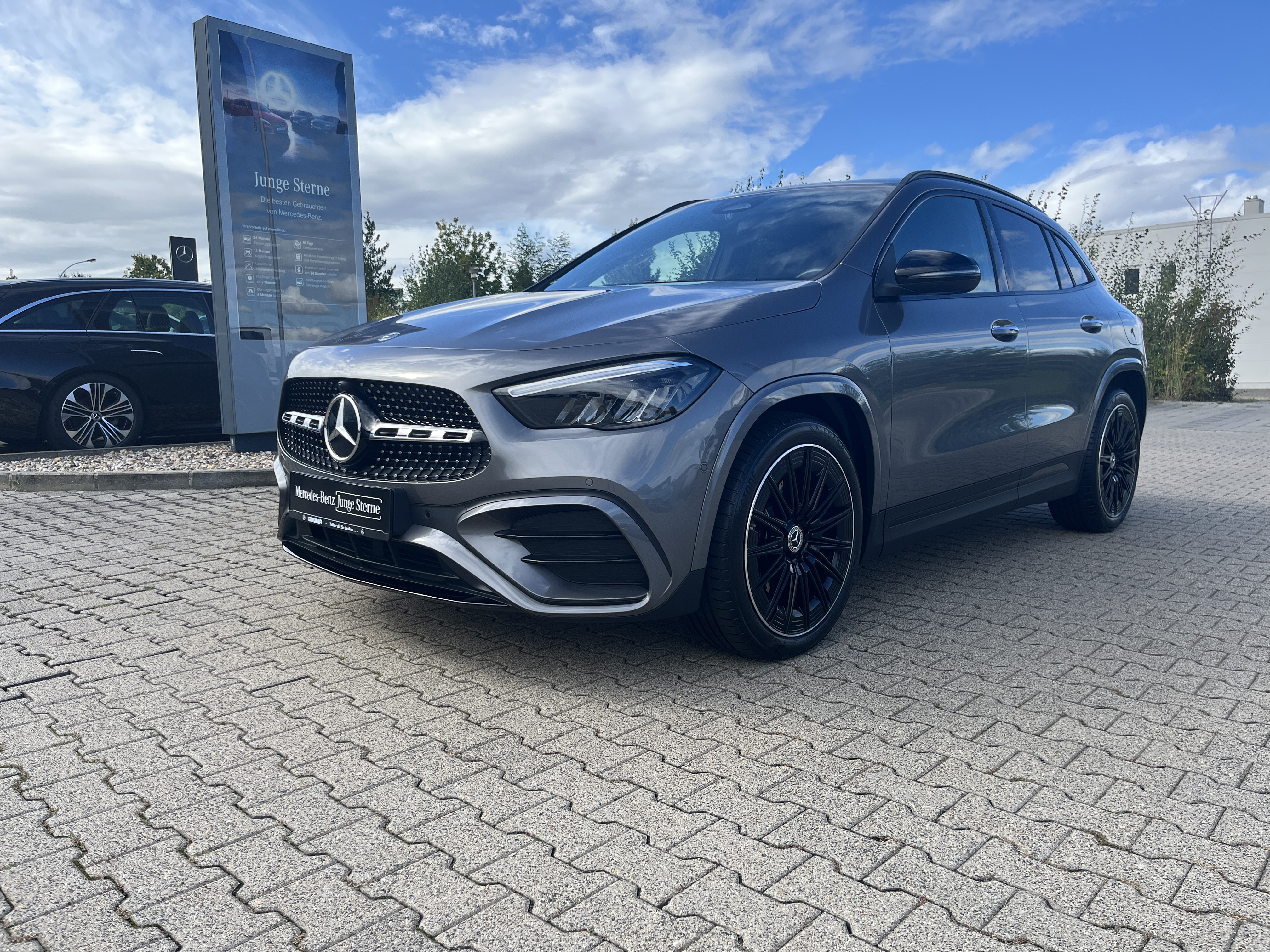 Mercedes-Benz GLA 250 4M Mercedes-Benz GLA 250 4M