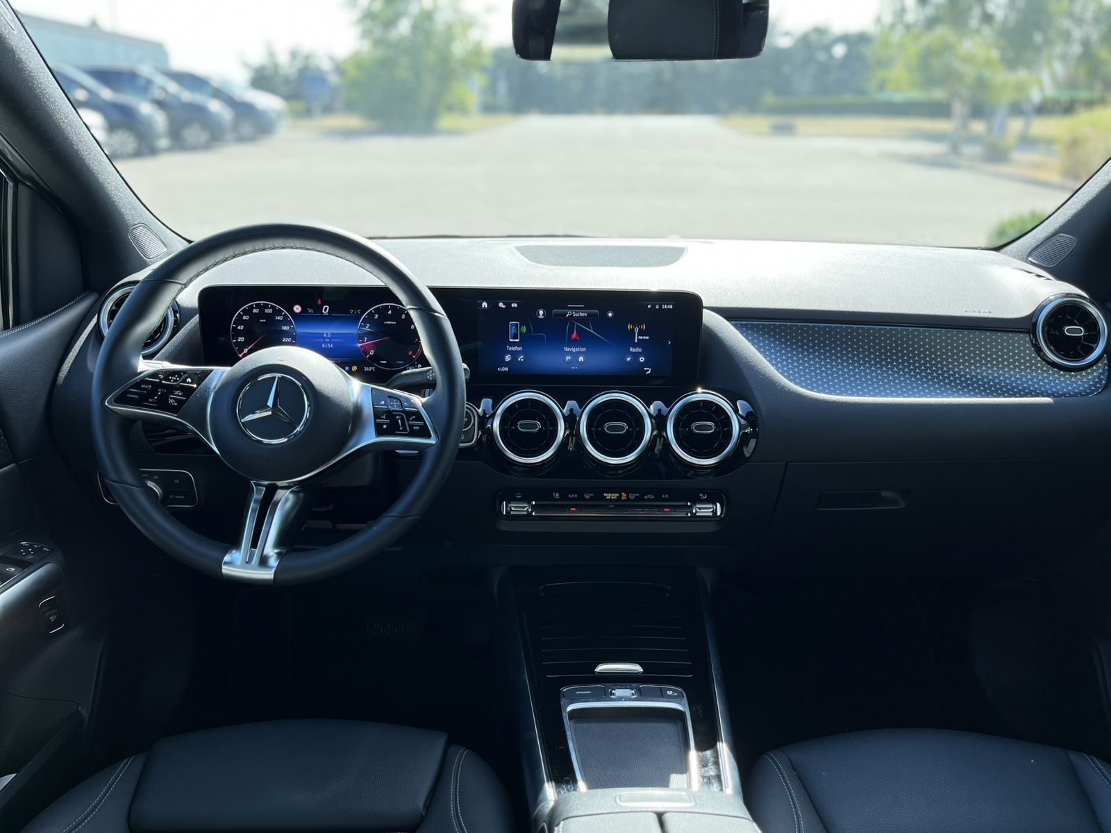 Mercedes-Benz B 180 