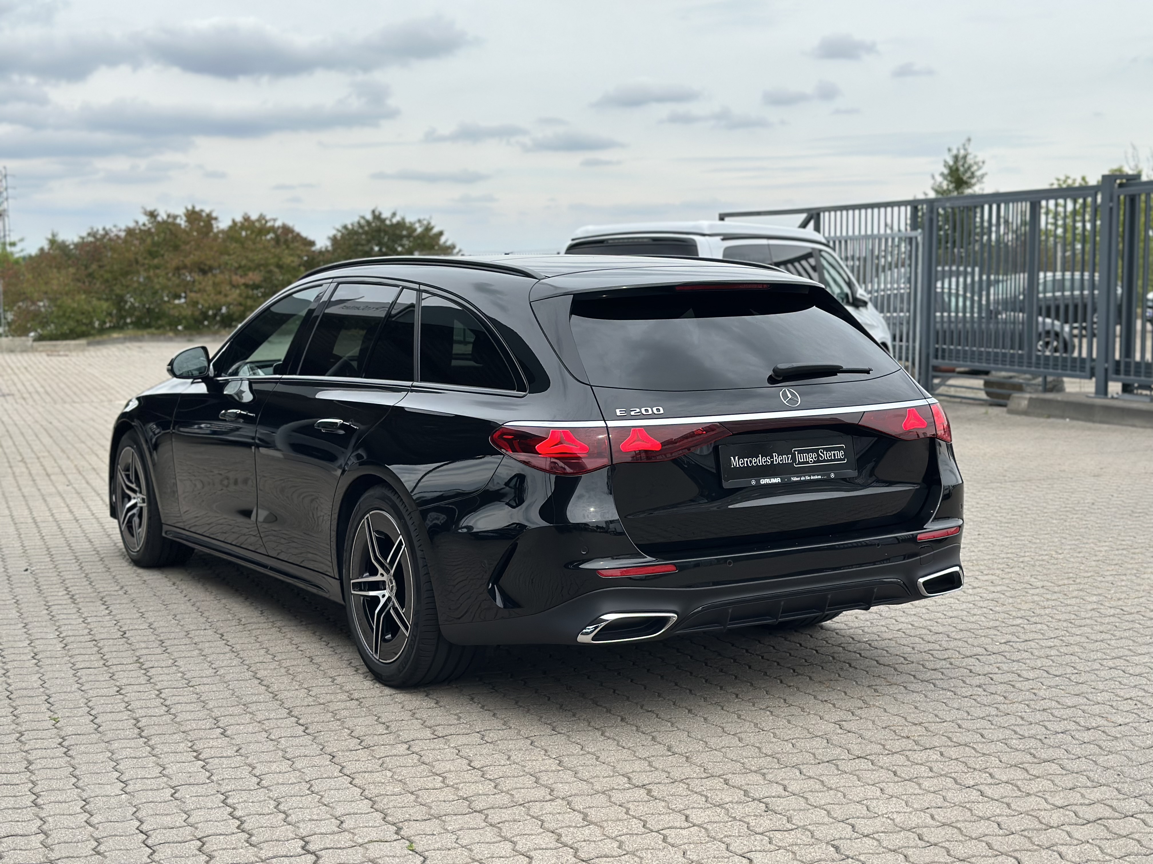 Mercedes-Benz E 200 T