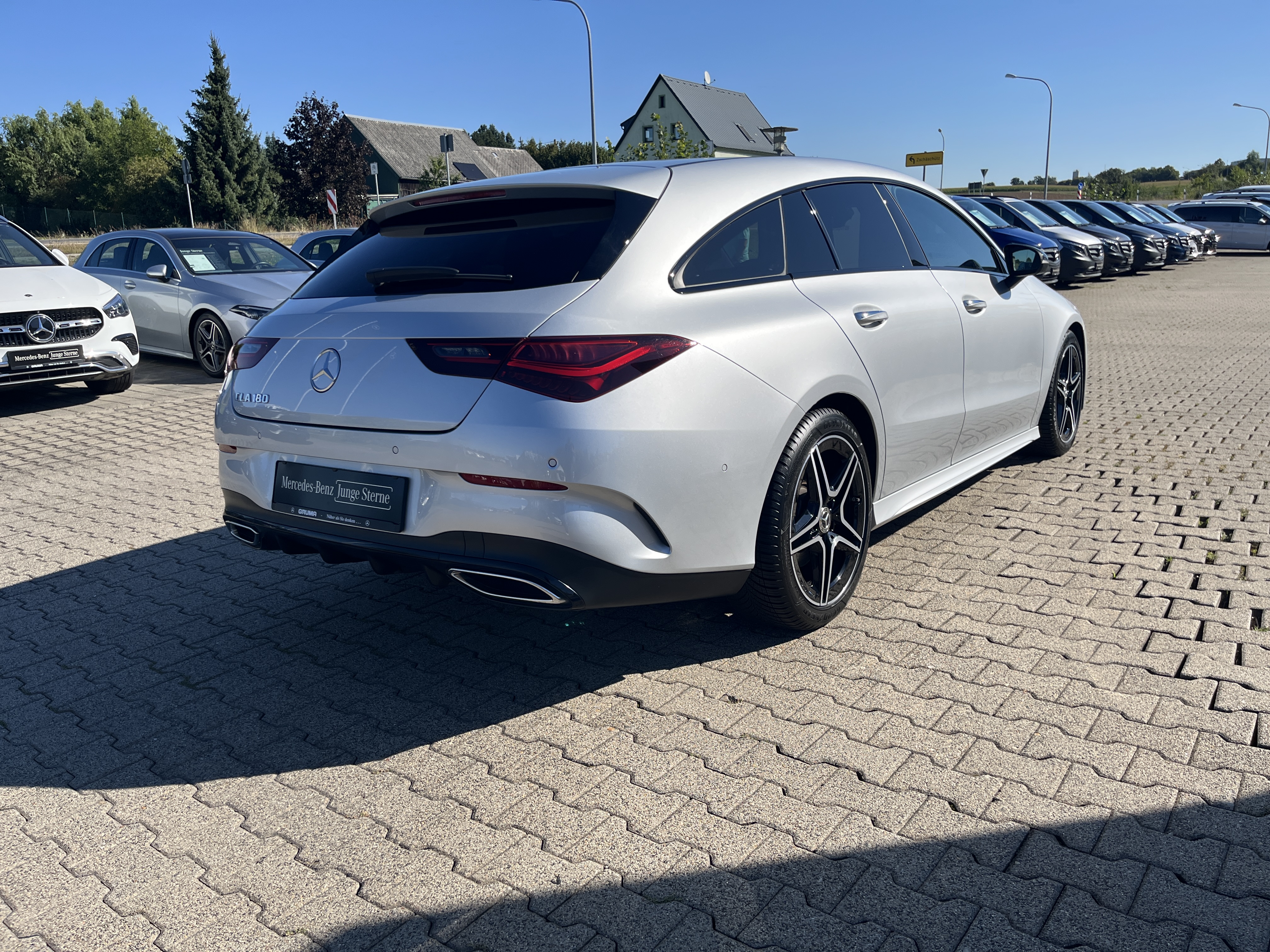 Mercedes-Benz CLA 180 Shooting Brake CLA 180 SB