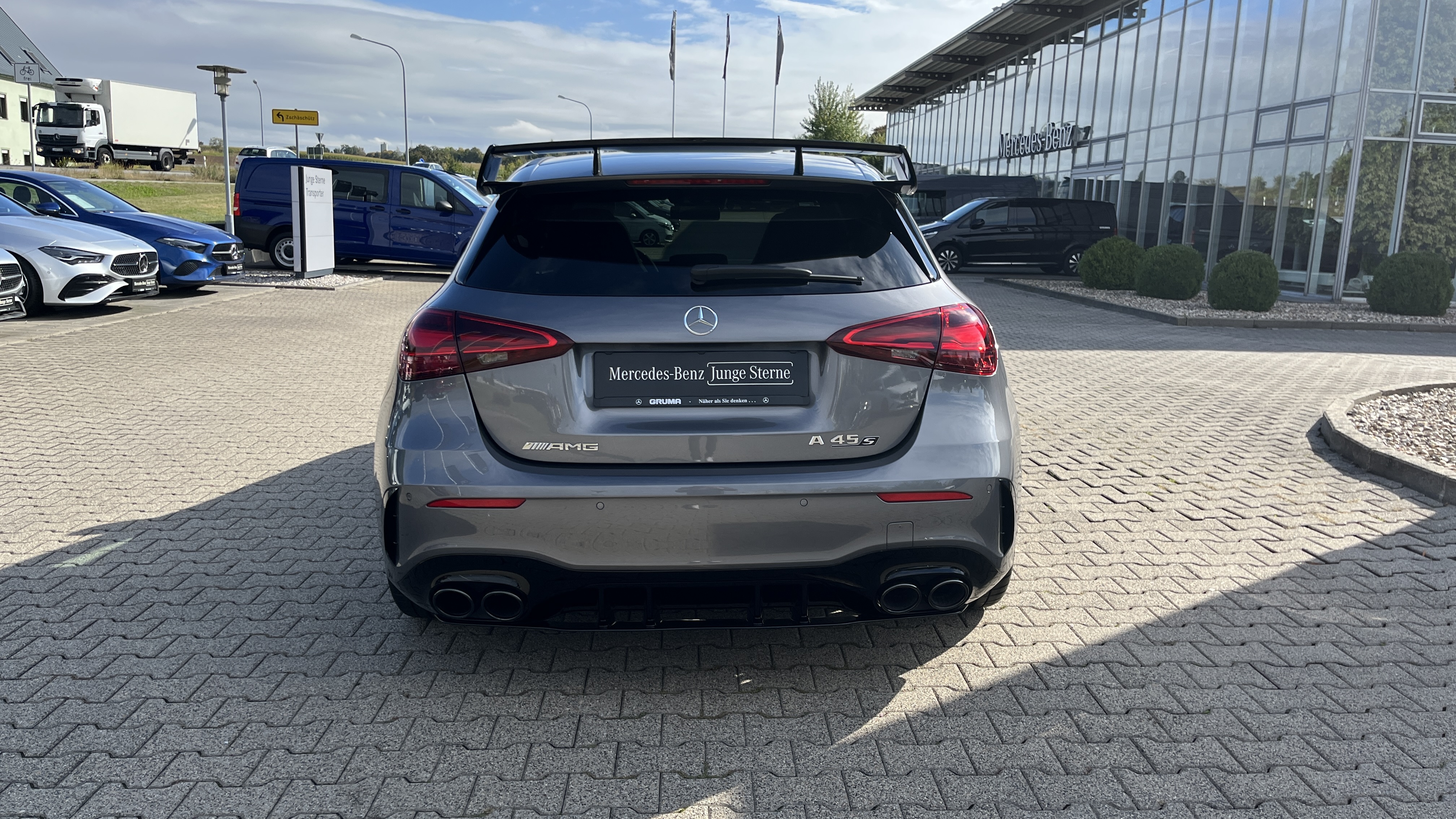 Mercedes-Benz A 45 AMG Mercedes-AMG A 45 S 4M+