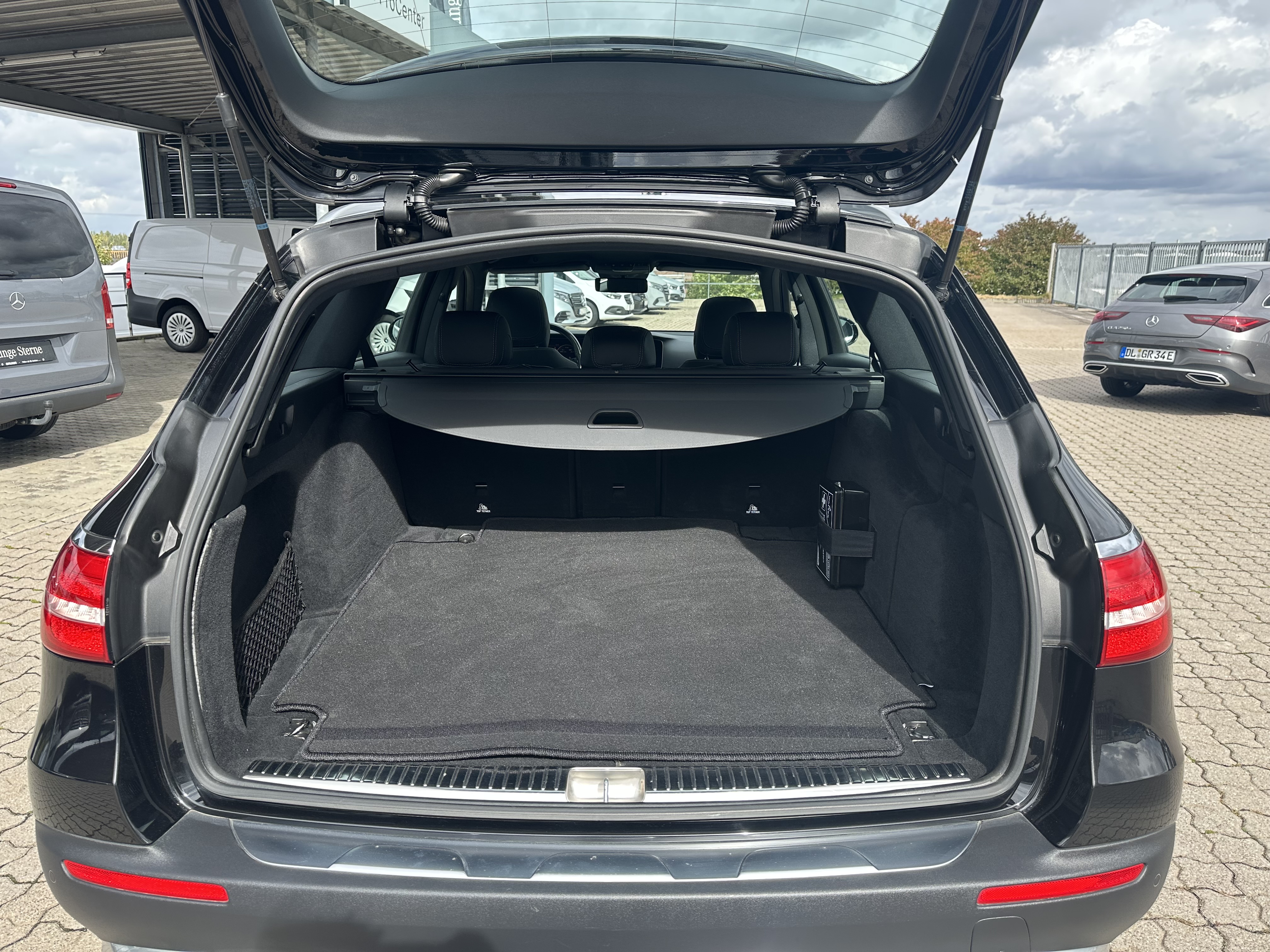 Mercedes-Benz E 220 d 4M T